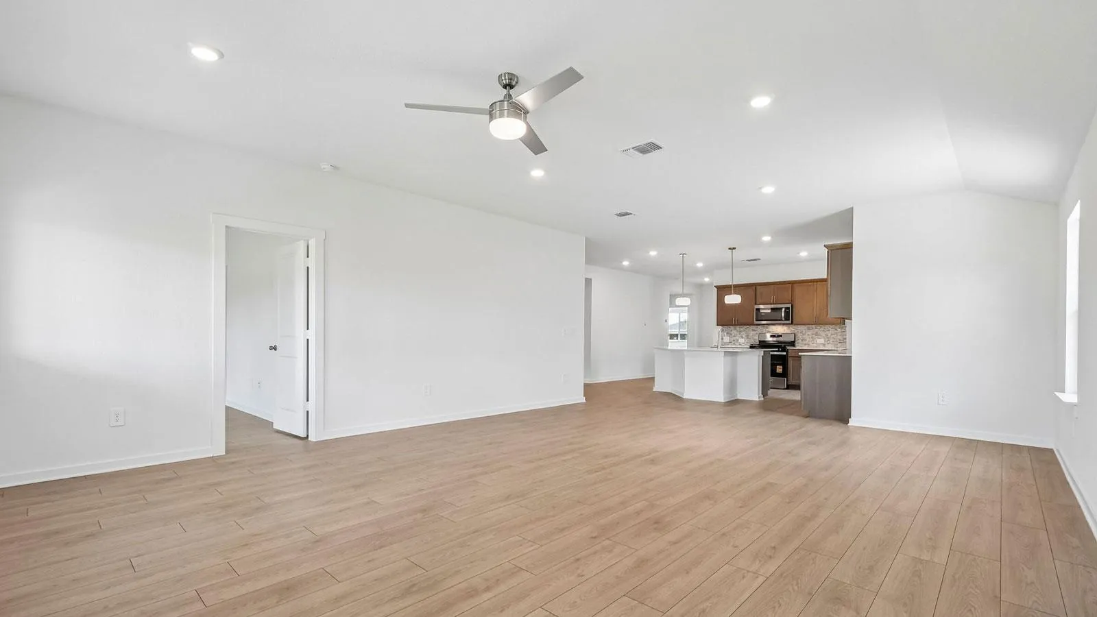 Photo 5 of 9417 BUCKSTITCH SADDLE DR