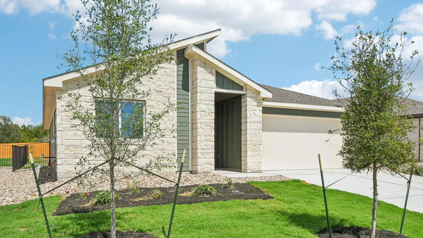 Photo 3 of 9421 BUCKSTITCH SADDLE DR
