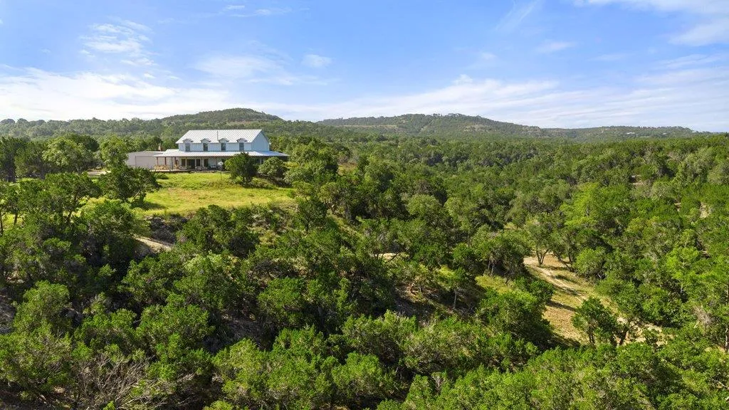 Photo of 1101 WINDY HILLS RD, Dripping Springs, TX, 78620