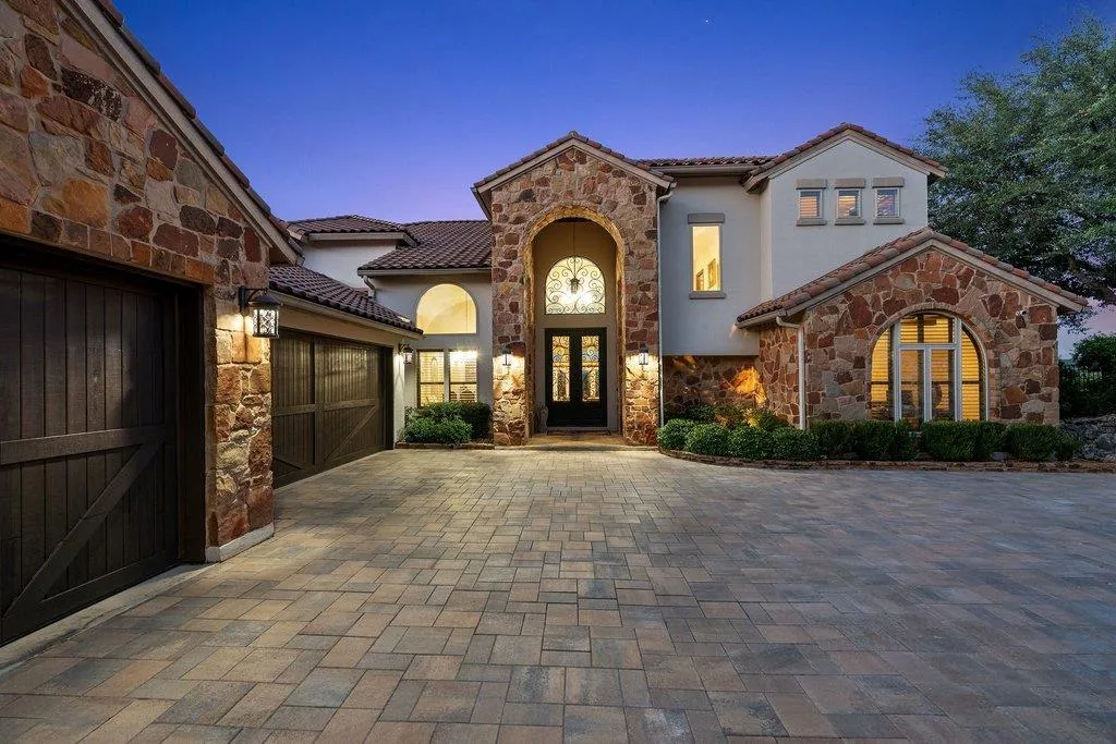Photo of 17508 NORTHLAKE HILLS DR, Jonestown, TX, 78645