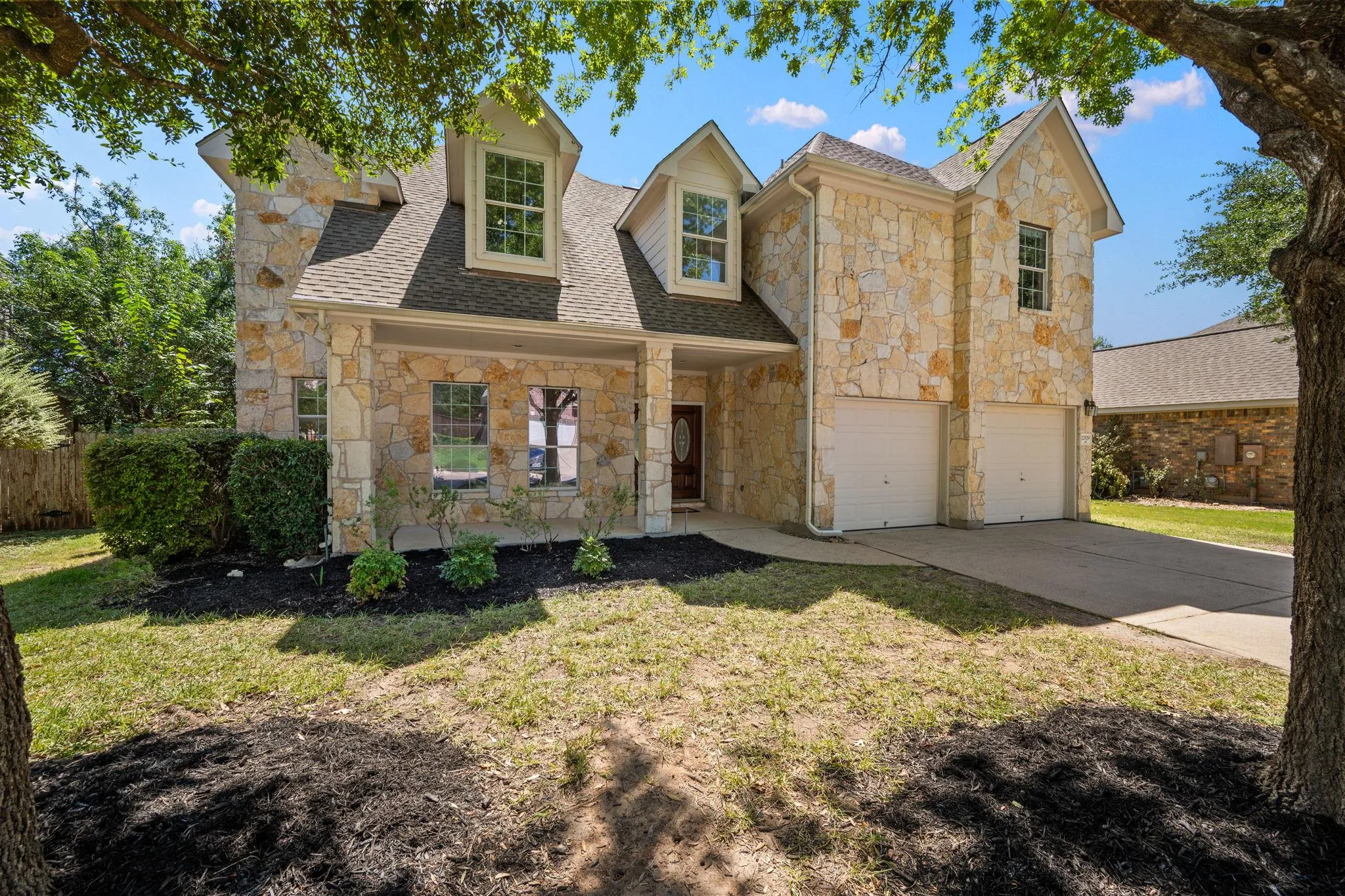 Photo 3 of 12529 RUSH CREEK LN