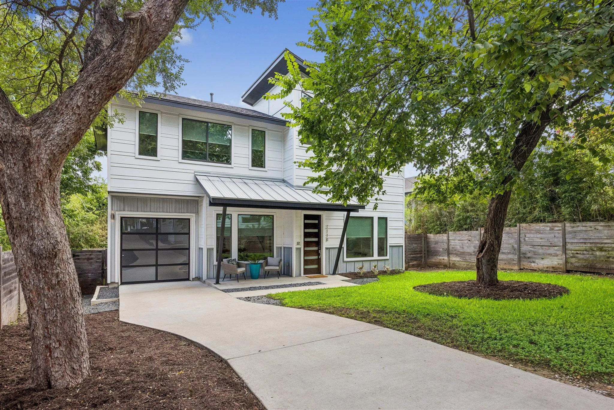 Photo 2 of 1118 ALGARITA AVE #2
