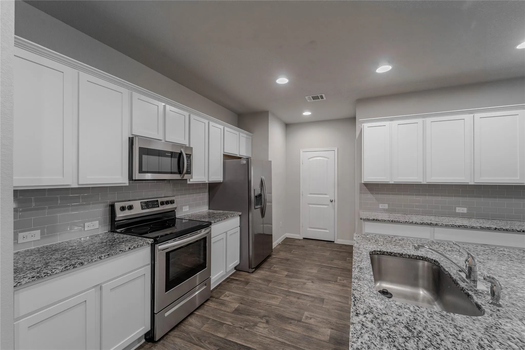 Photo 5 of 501 NASET DR