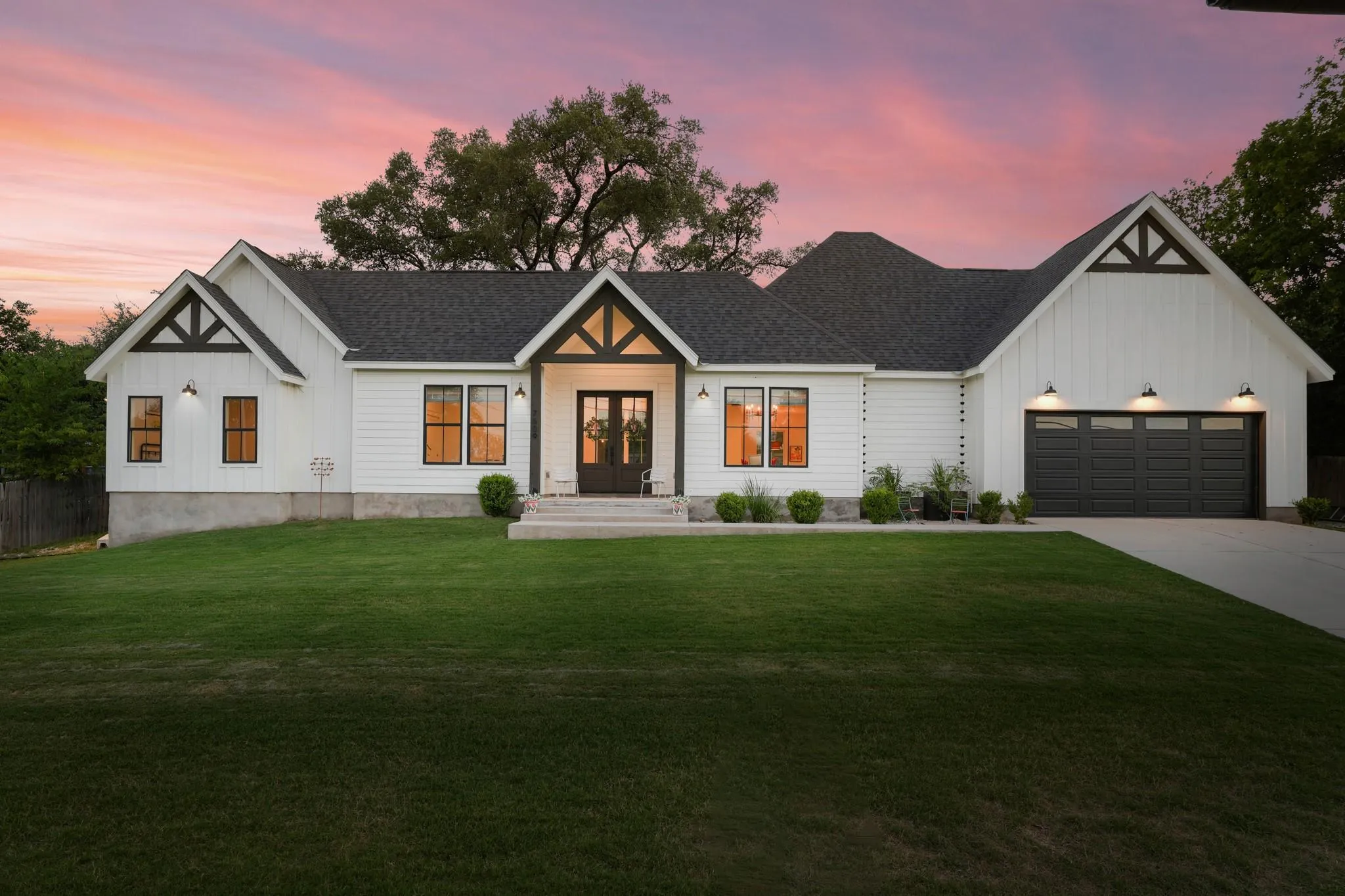 Photo of 7609 SUMMERVALE DR, Austin, TX, 78737