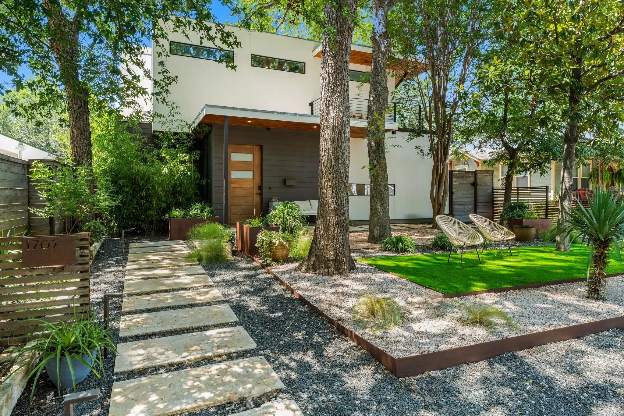 Photo of 1707 WILLOW ST, Austin, TX, 78702