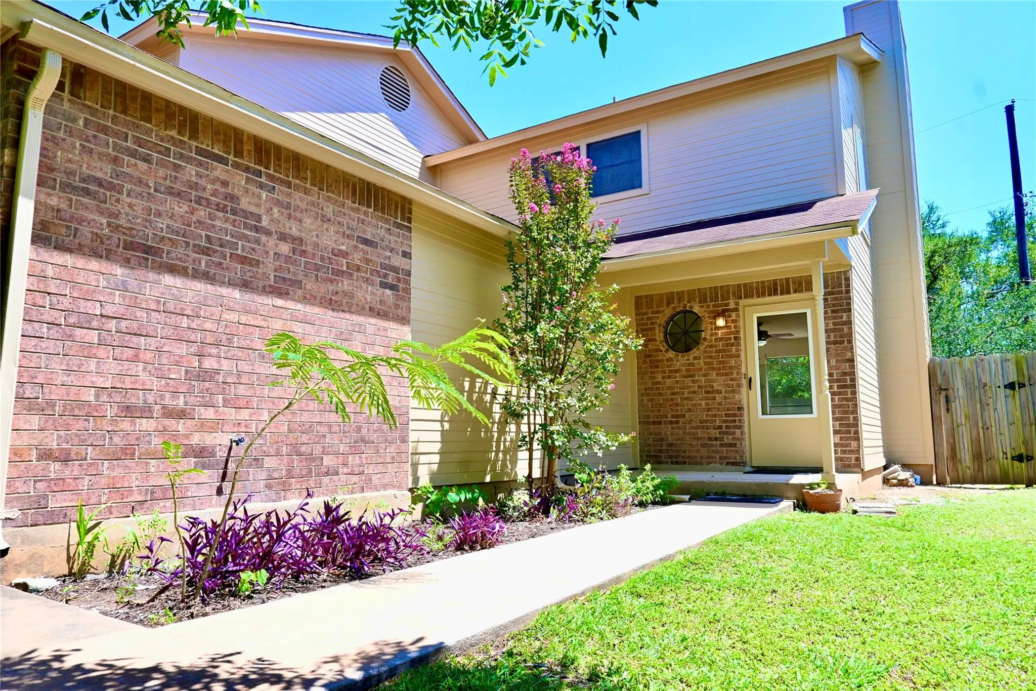 Photo 3 of 13356 WATER OAK LN #B
