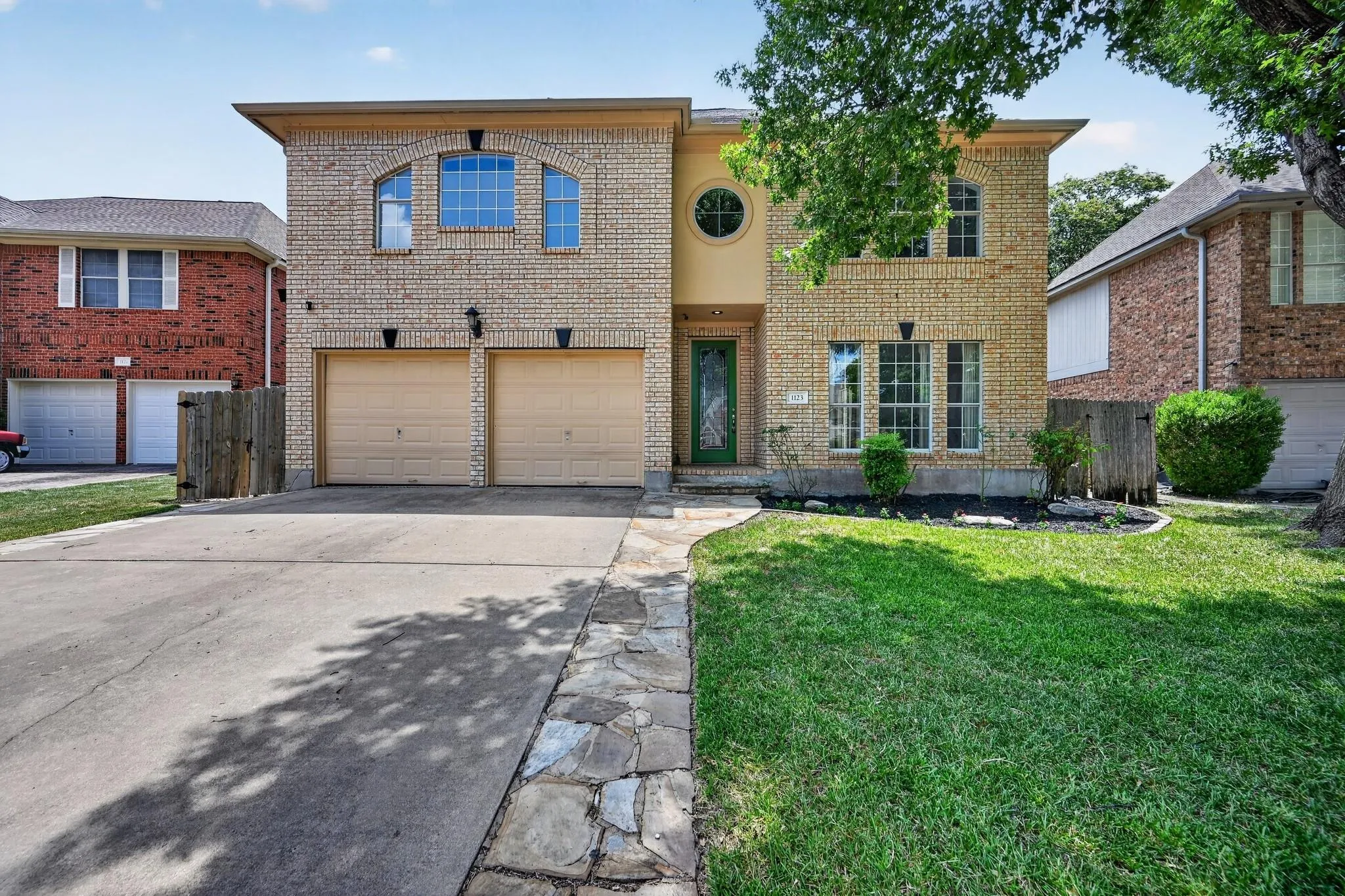 Photo of 1123 OAKLANDS DR, Round Rock, TX, 78681