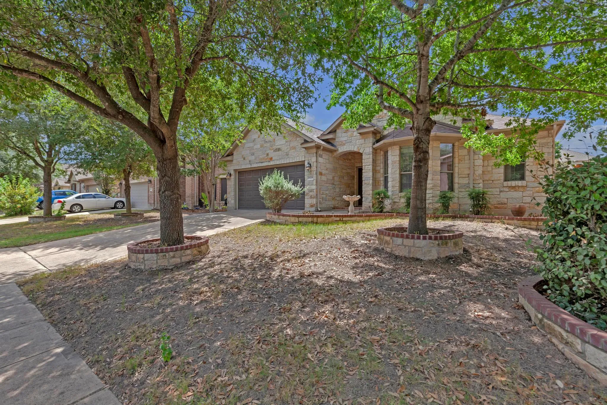 Photo 2 of 18708 WIND VALLEY WAY