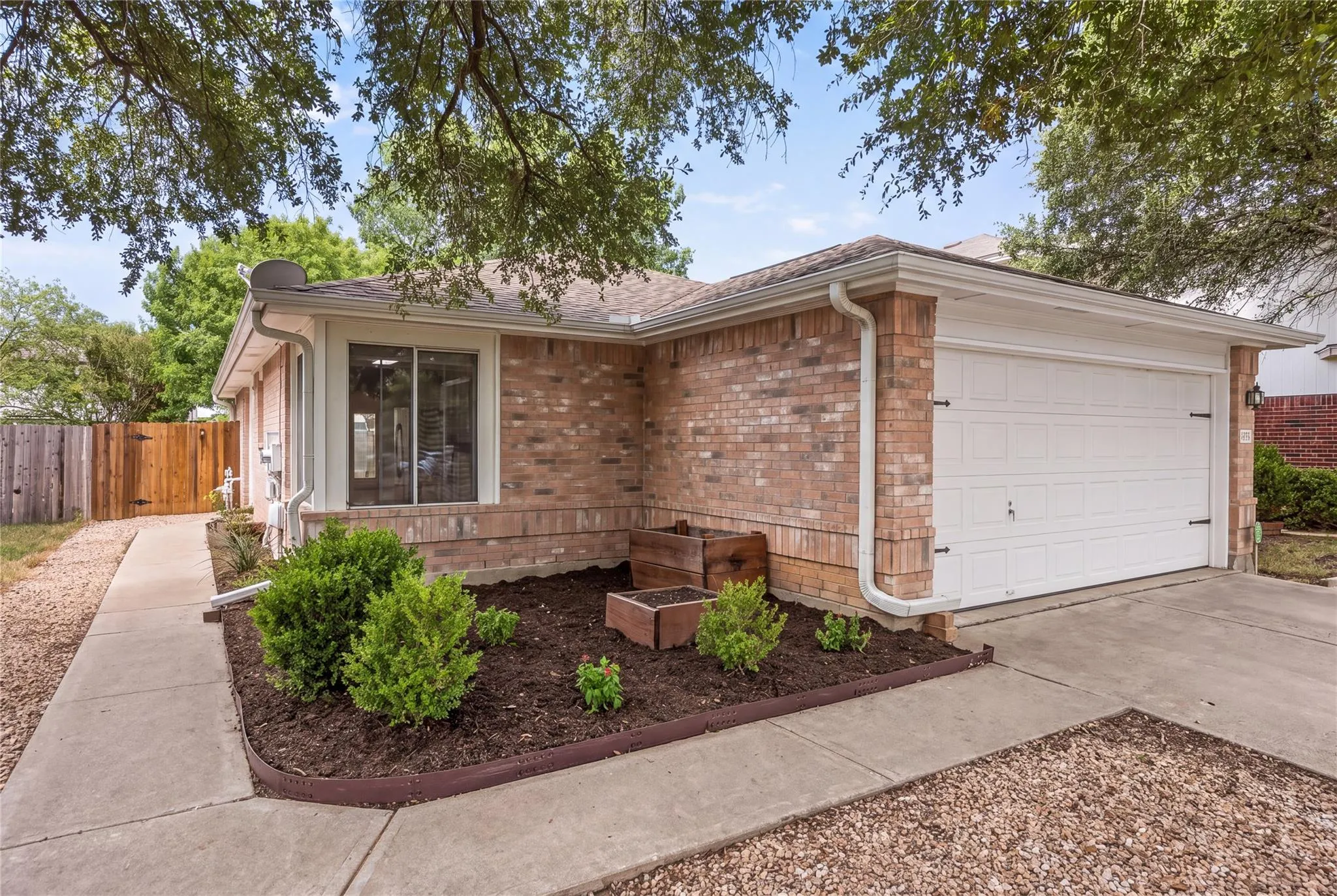 Photo of 1513 CANON YEOMANS TRL, Austin, TX, 78748