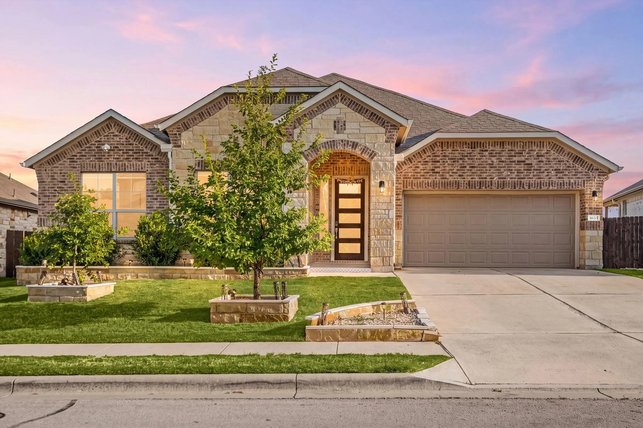 Photo of 1633 WEAVERS BND, Georgetown, TX, 78628