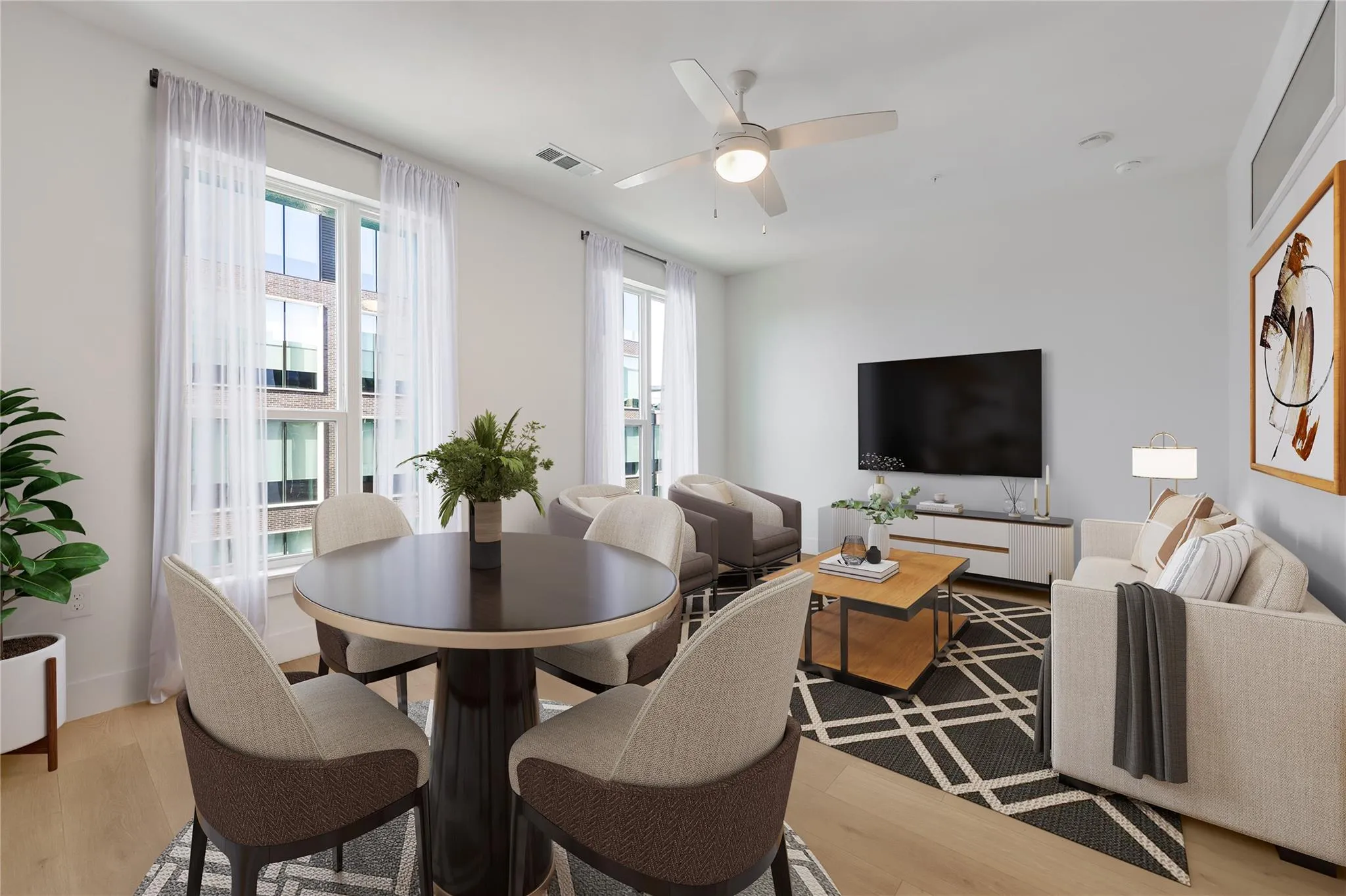 Photo 2 of 1701 SIMOND AVE #516