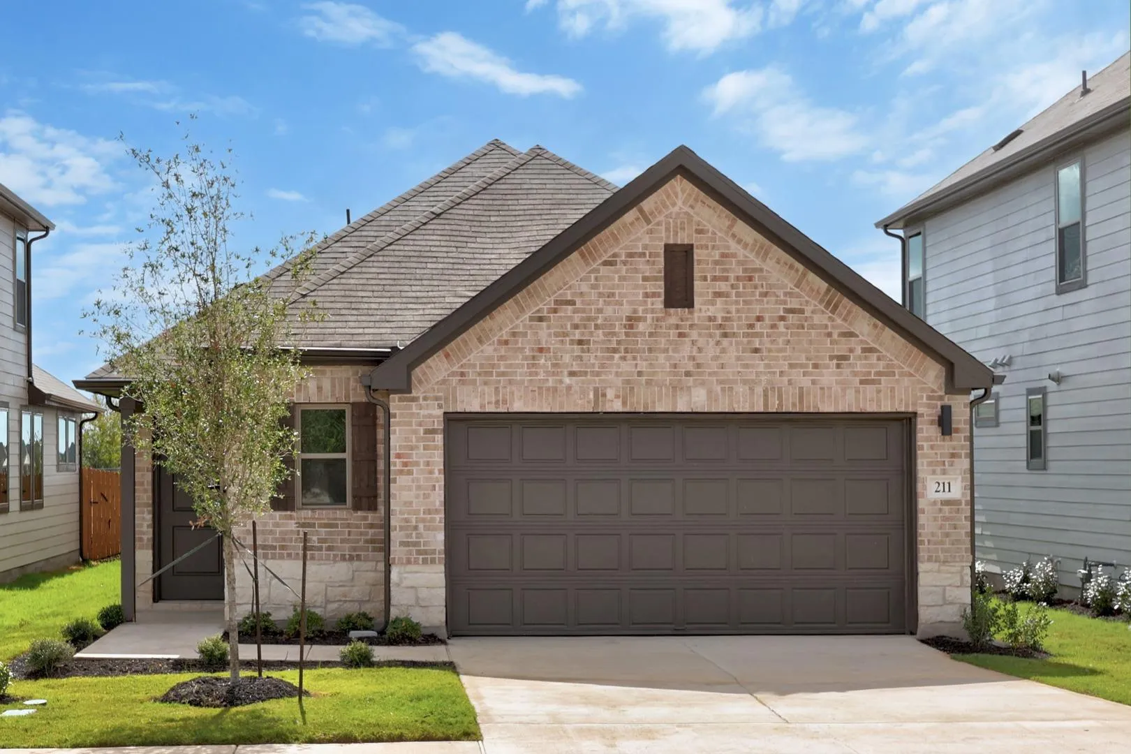 Photo of 211 HORNET ST, Elgin, TX, 78621