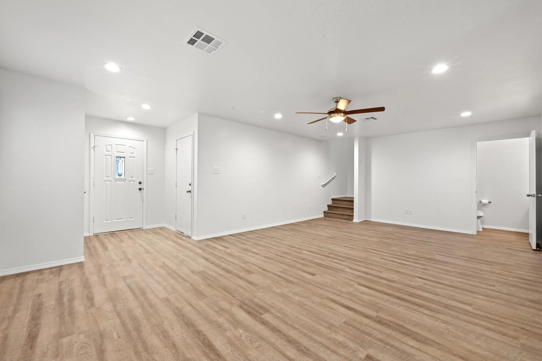 Photo 5 of 11313 HILLSTABLE CT
