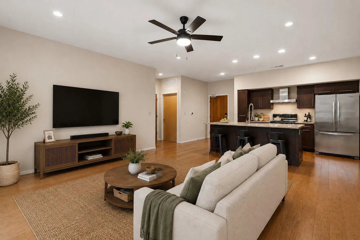Photo 3 of 1600 BARTON SPRINGS RD #4105
