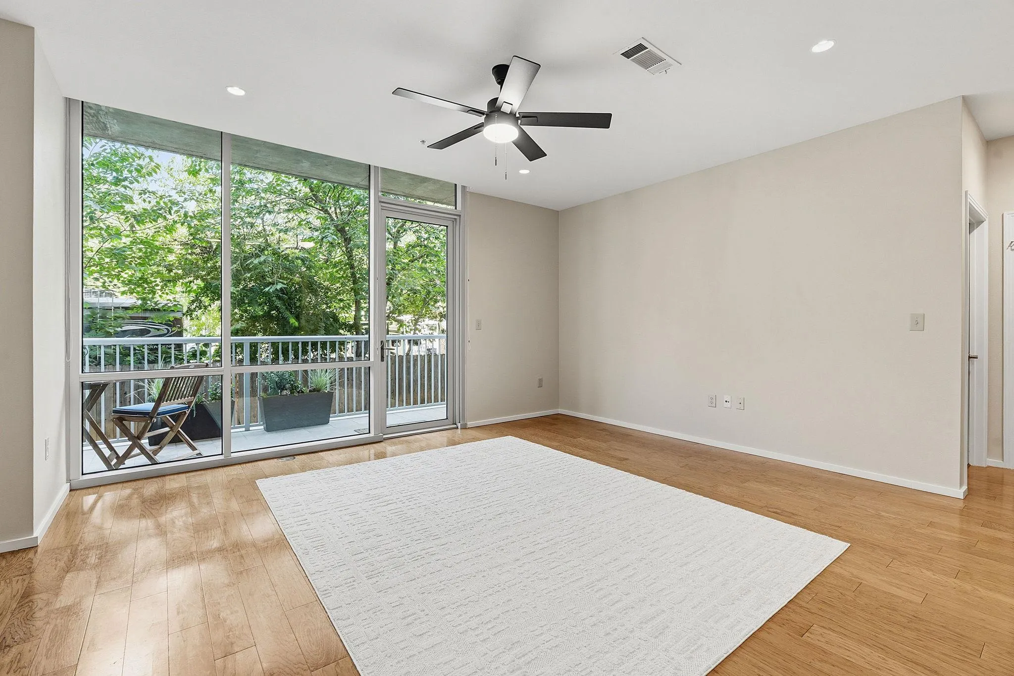 Photo 5 of 1600 BARTON SPRINGS RD #4105