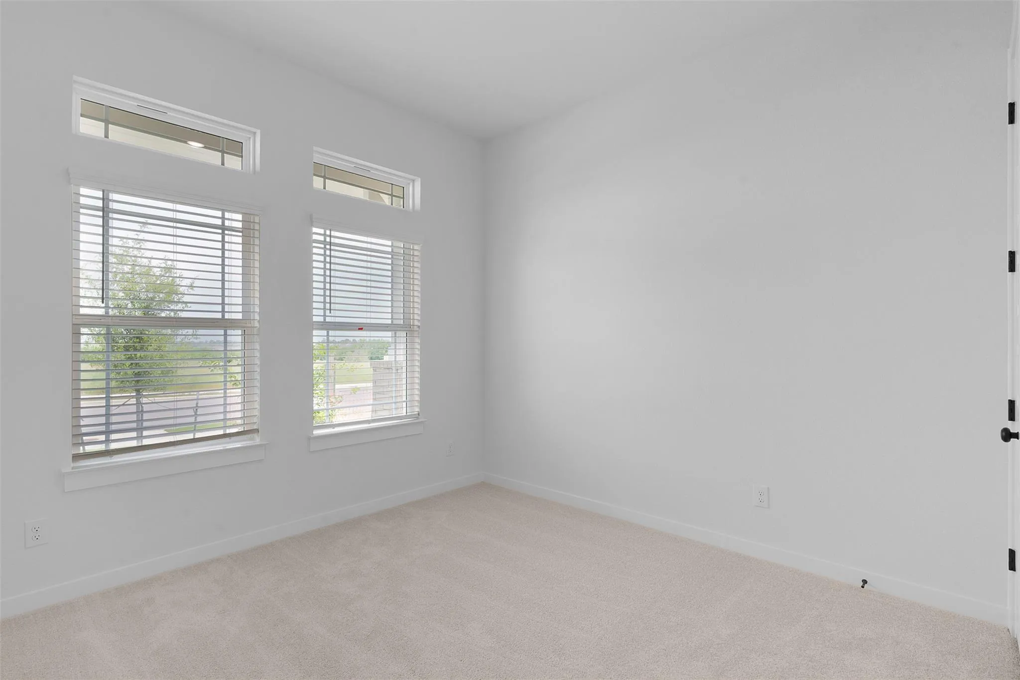 Photo 3 of 17704 JOYCE ERNA LN