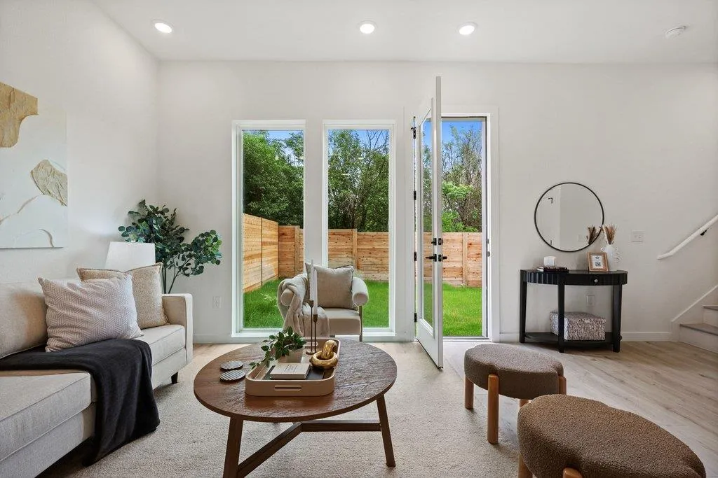 Photo 3 of 401 N BLUFF DR #10101