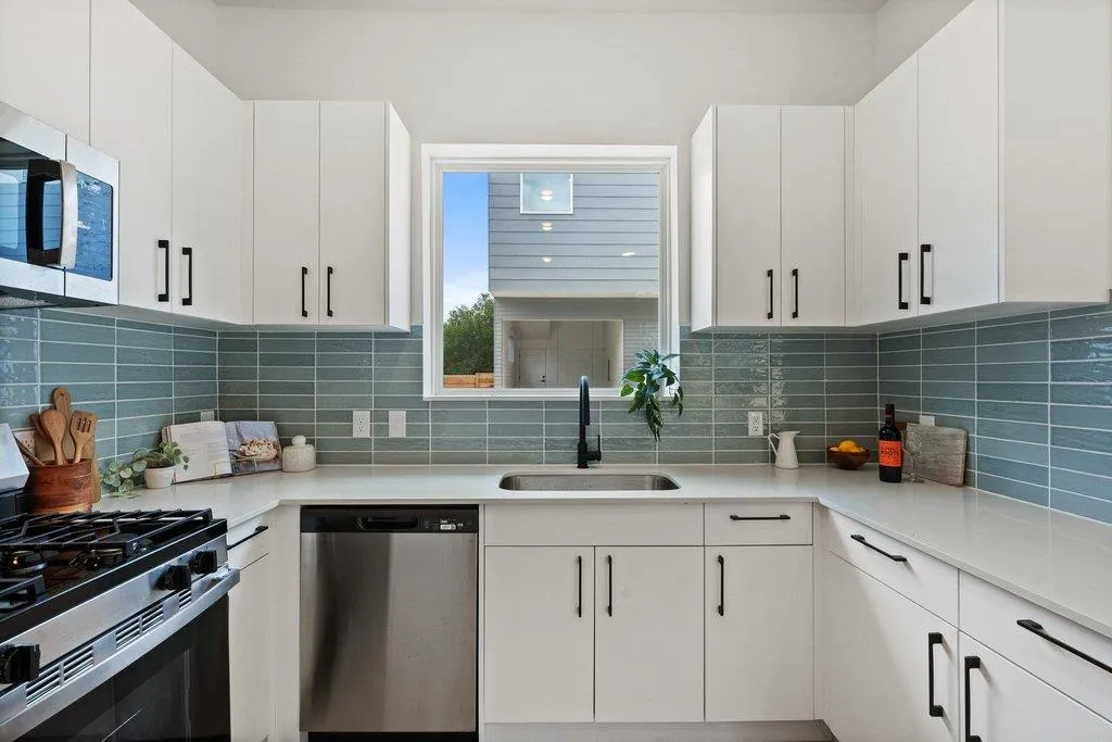Photo 2 of 401 N BLUFF DR #10101