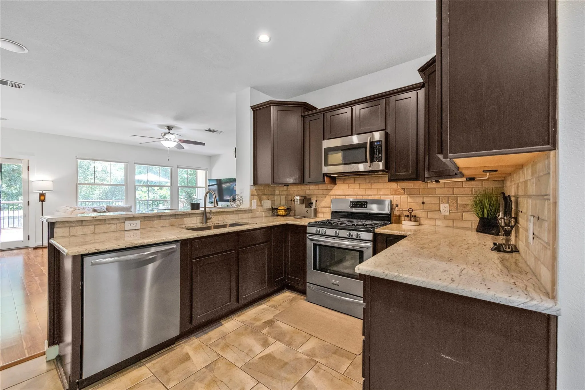 Photo of 9131 EDWARDSON LN, Austin, TX, 78749