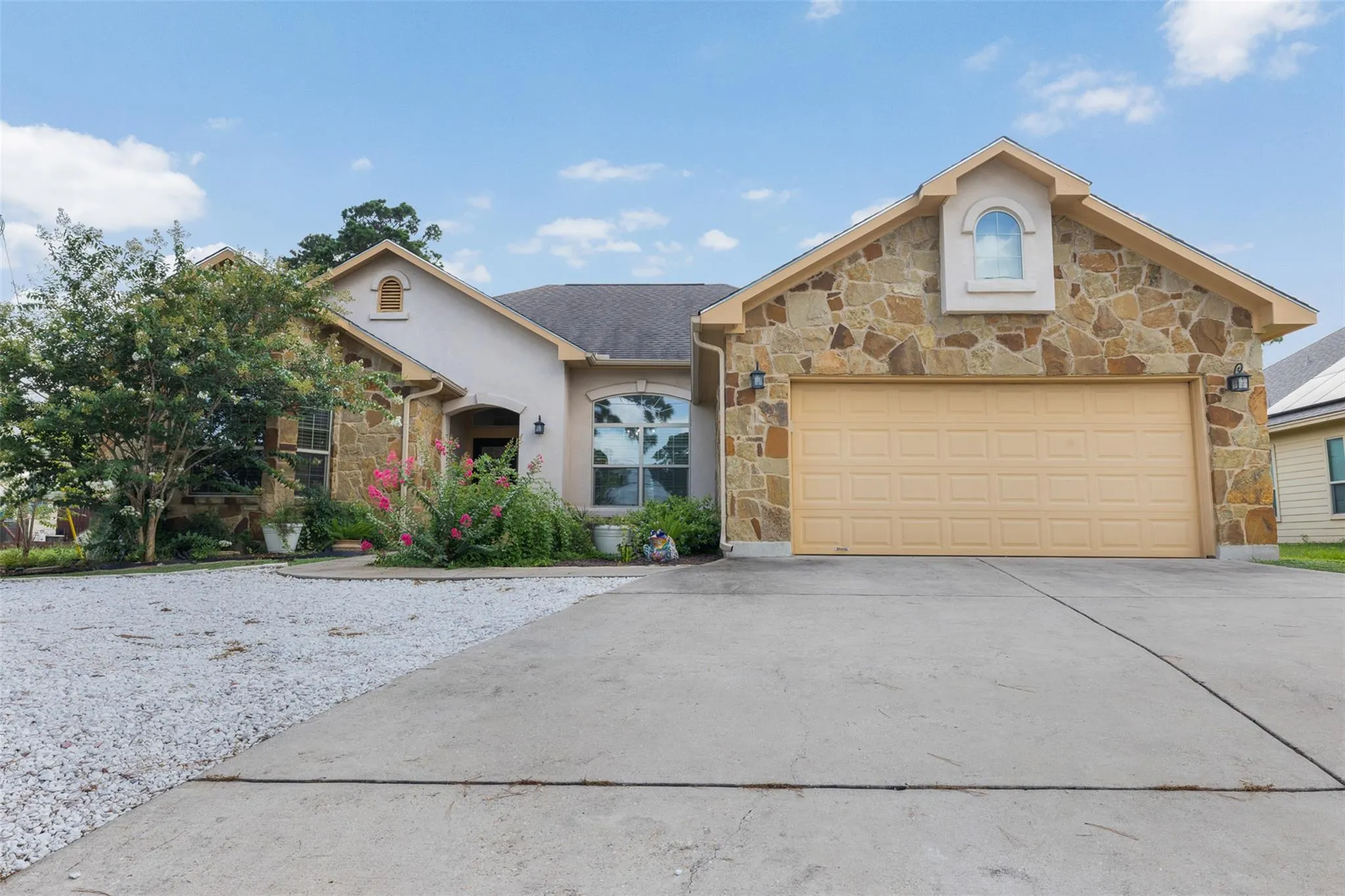 Photo of 220 TAHITIAN DR, Bastrop, TX, 78602