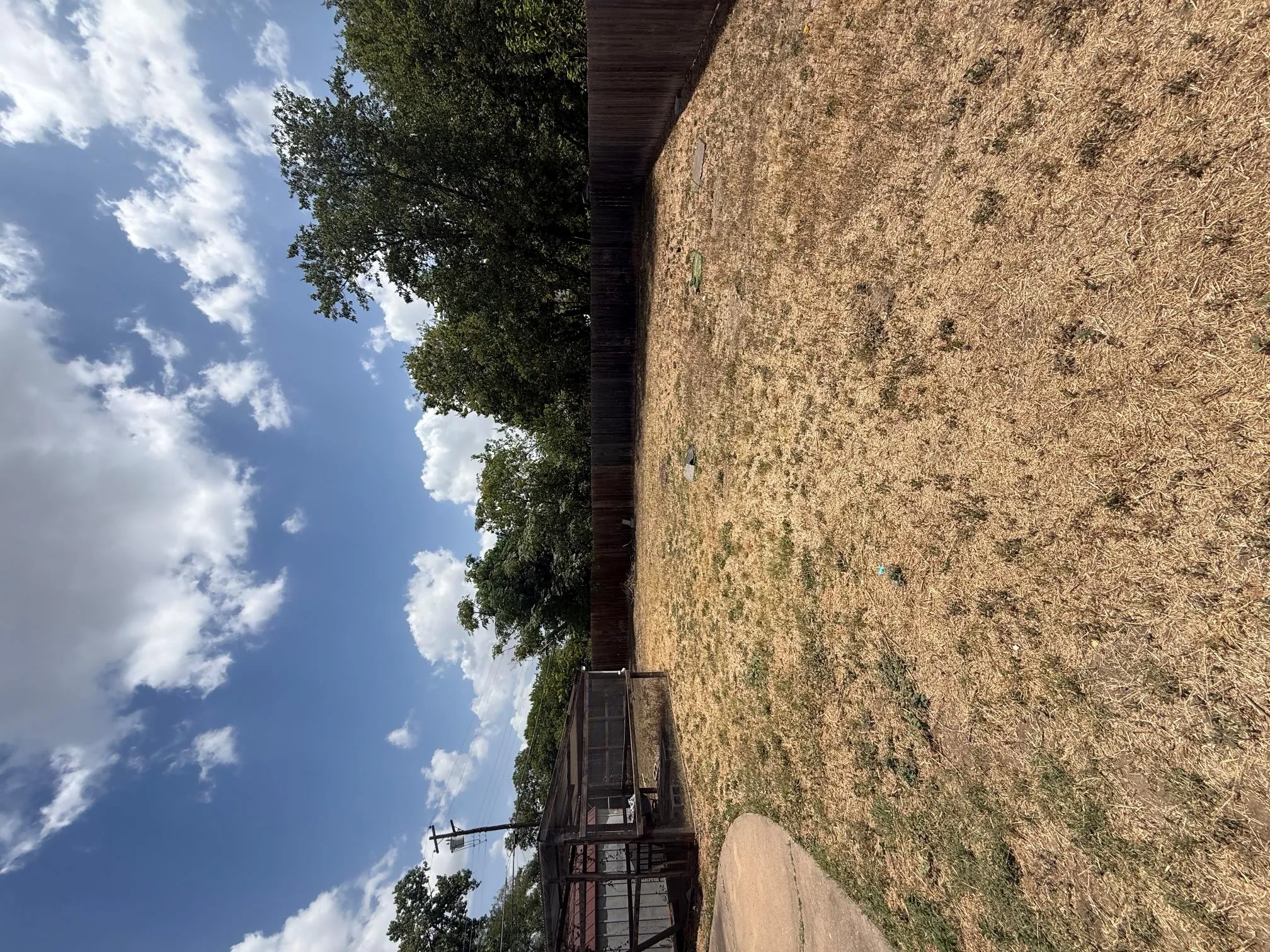 Photo 2 of 839 NEANS DR