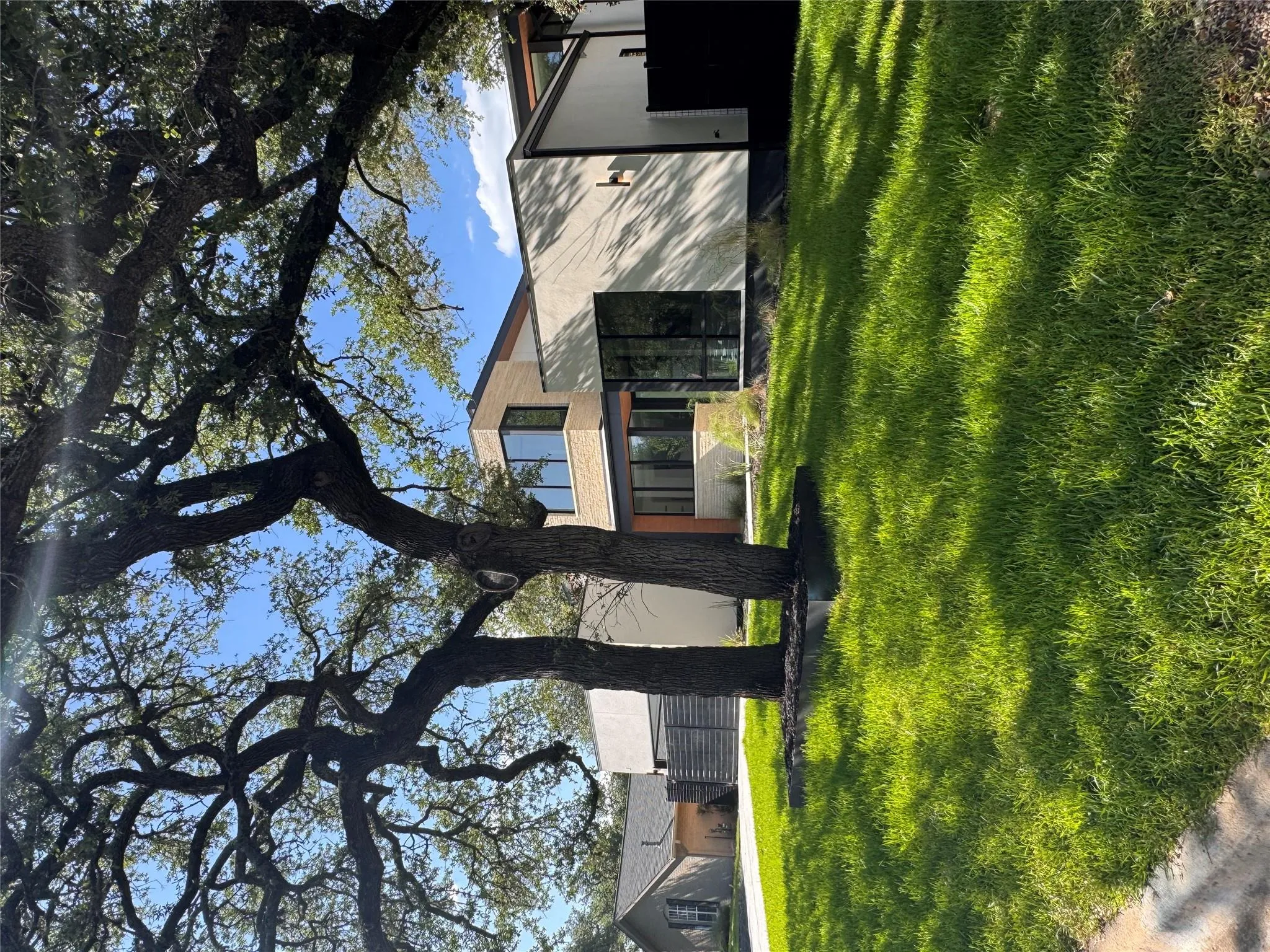 Photo of 4216 DEEPWOODS DR, Austin, TX, 78731