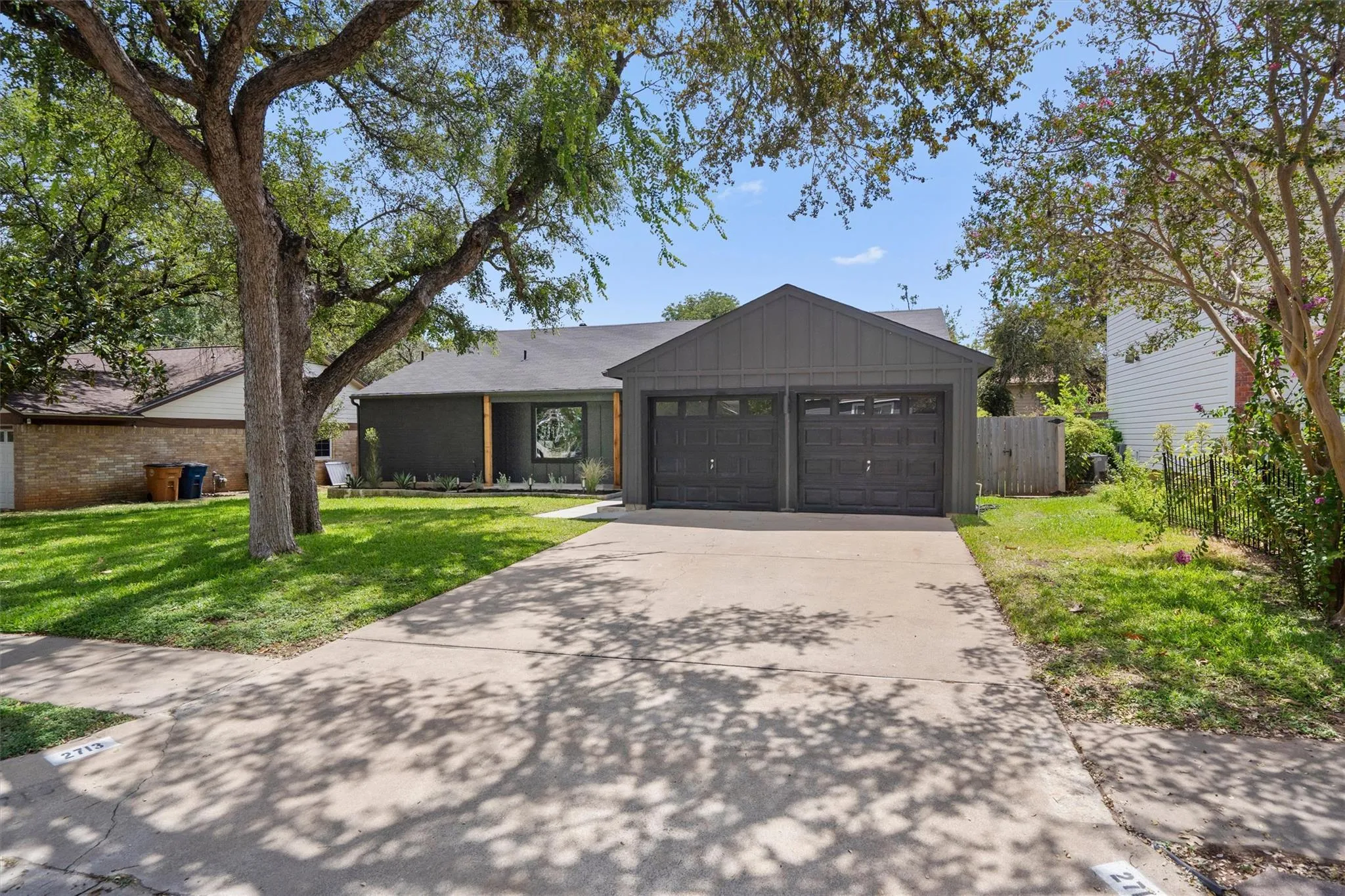 Photo 3 of 2713 INRIDGE DR