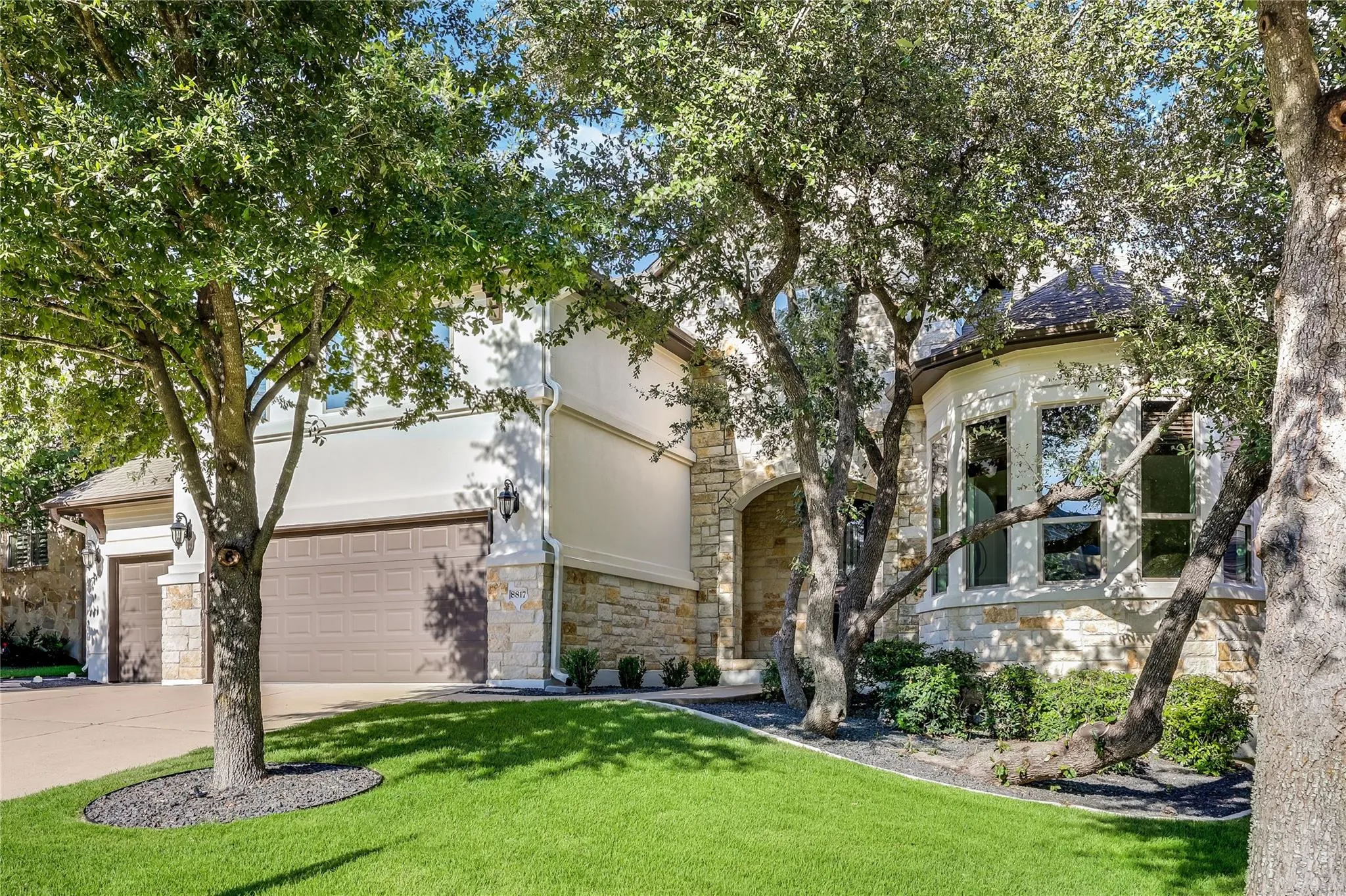 Photo of 8817 AMBROSIA DR, Austin, TX, 78738