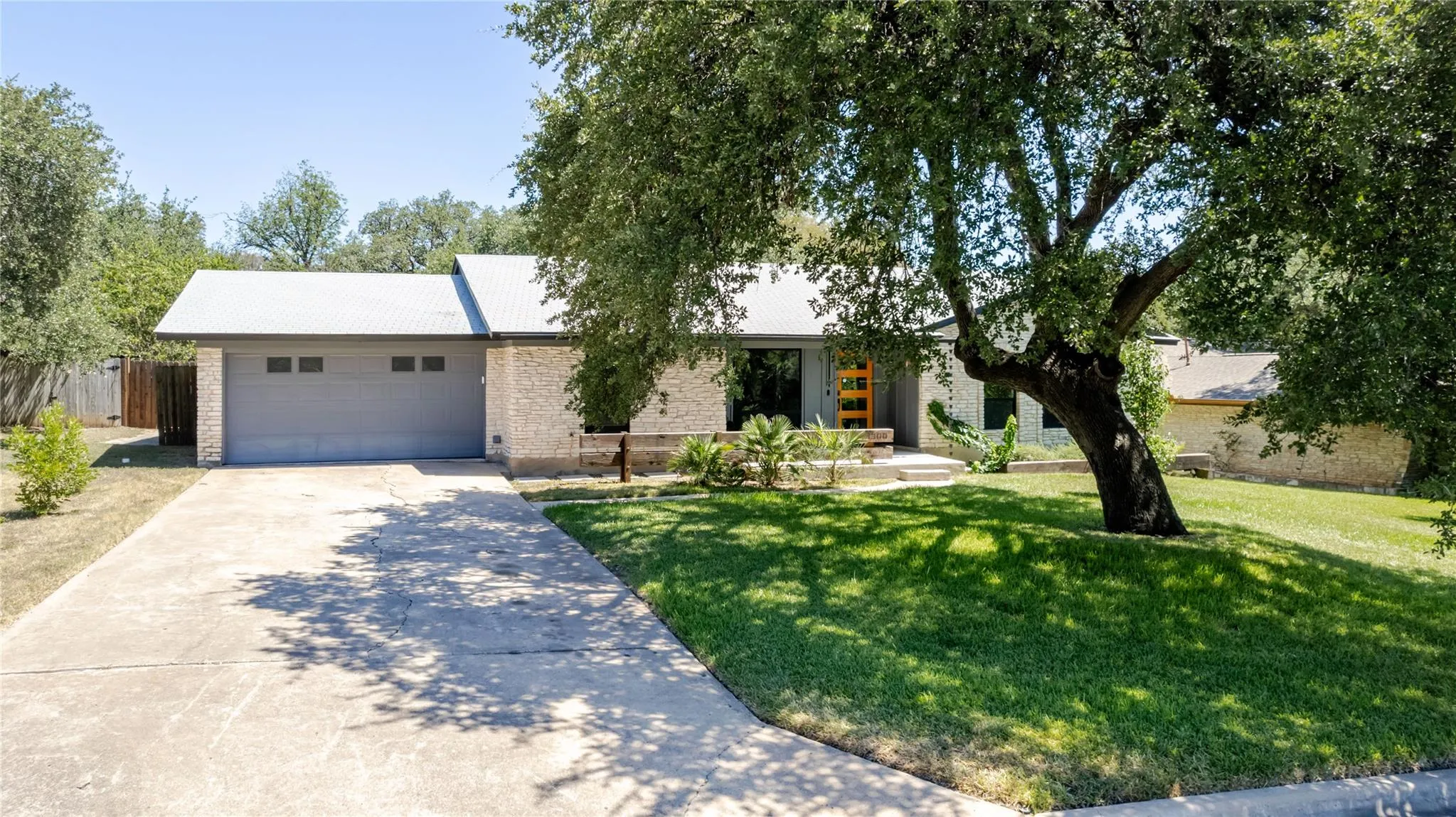 Photo of 1300 OLD CEDAR LN, Austin, TX, 78758