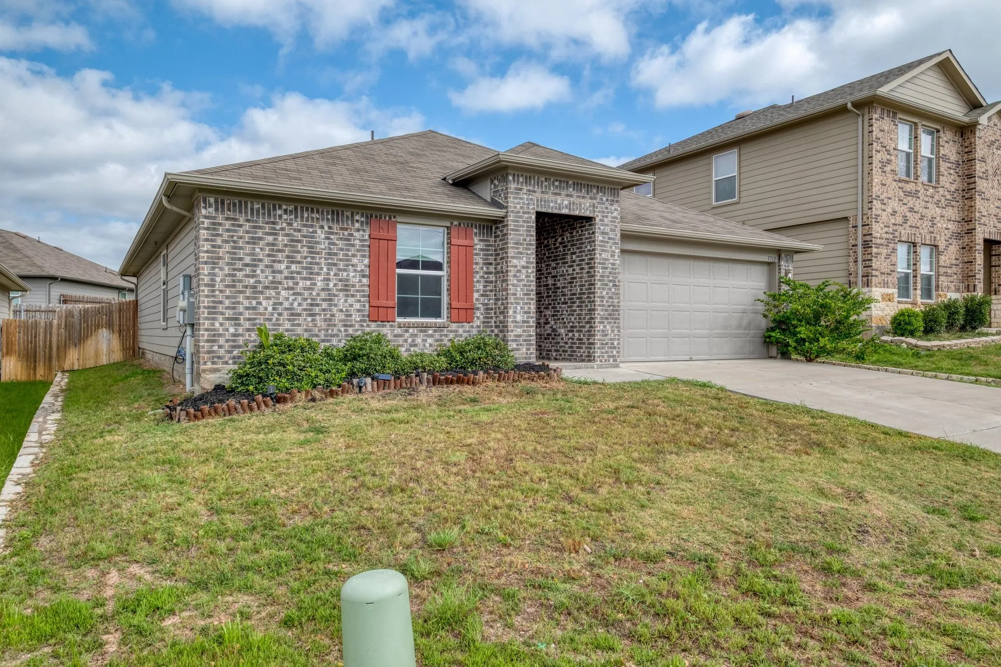 Photo 4 of 5712 XENE DR