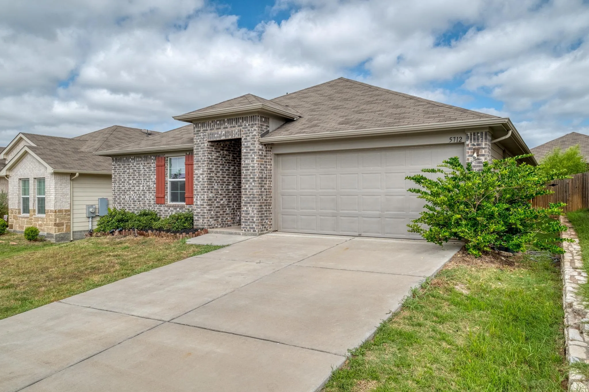 Photo 3 of 5712 XENE DR