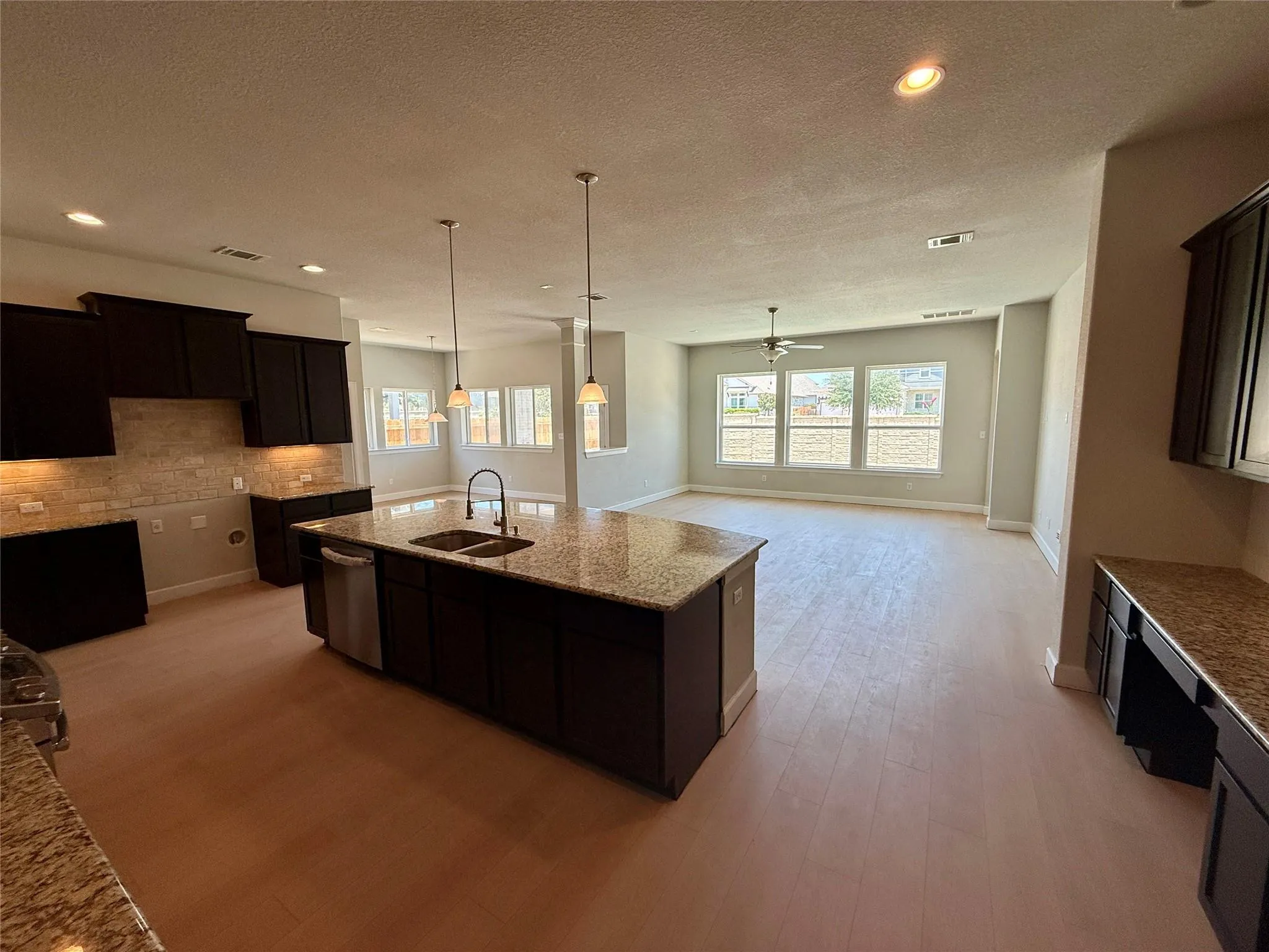 Photo 3 of PFLUGERVILLE 78660