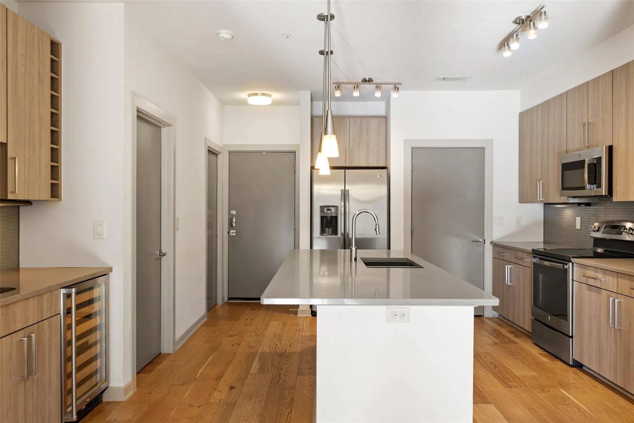 Photo 4 of 3600 S LAMAR BLVD #206