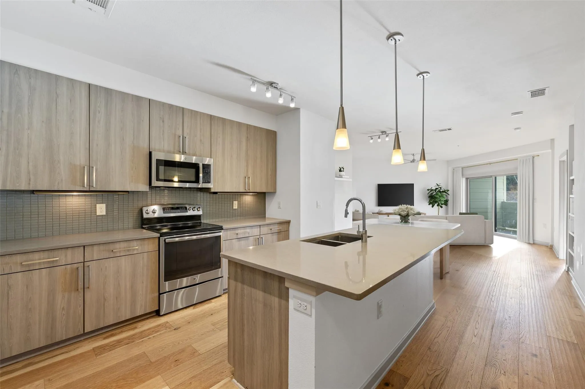 Photo of 3600 S LAMAR BLVD #206, Austin, TX, 78704