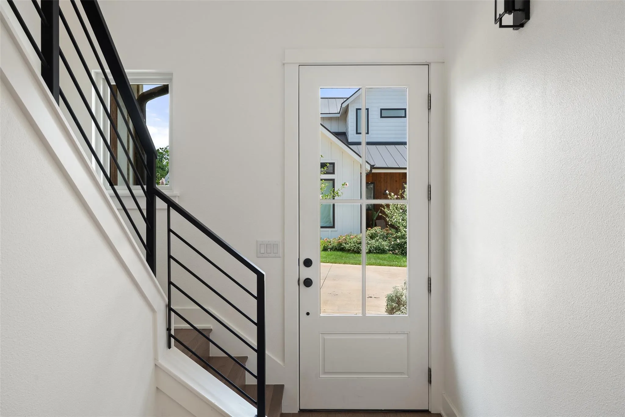Photo 5 of 4020 VALLEY VIEW RD #B