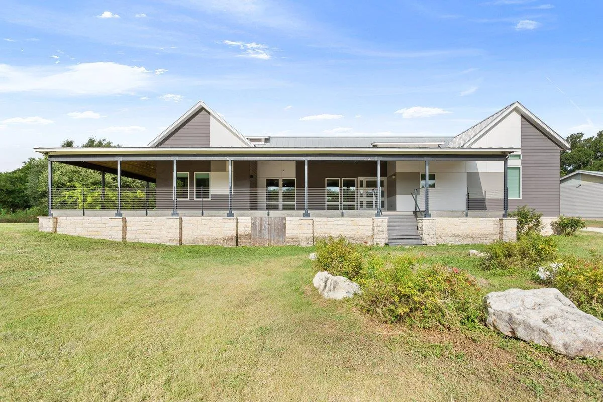 Photo 4 of 100 S DEWBERRY CREEK TRL