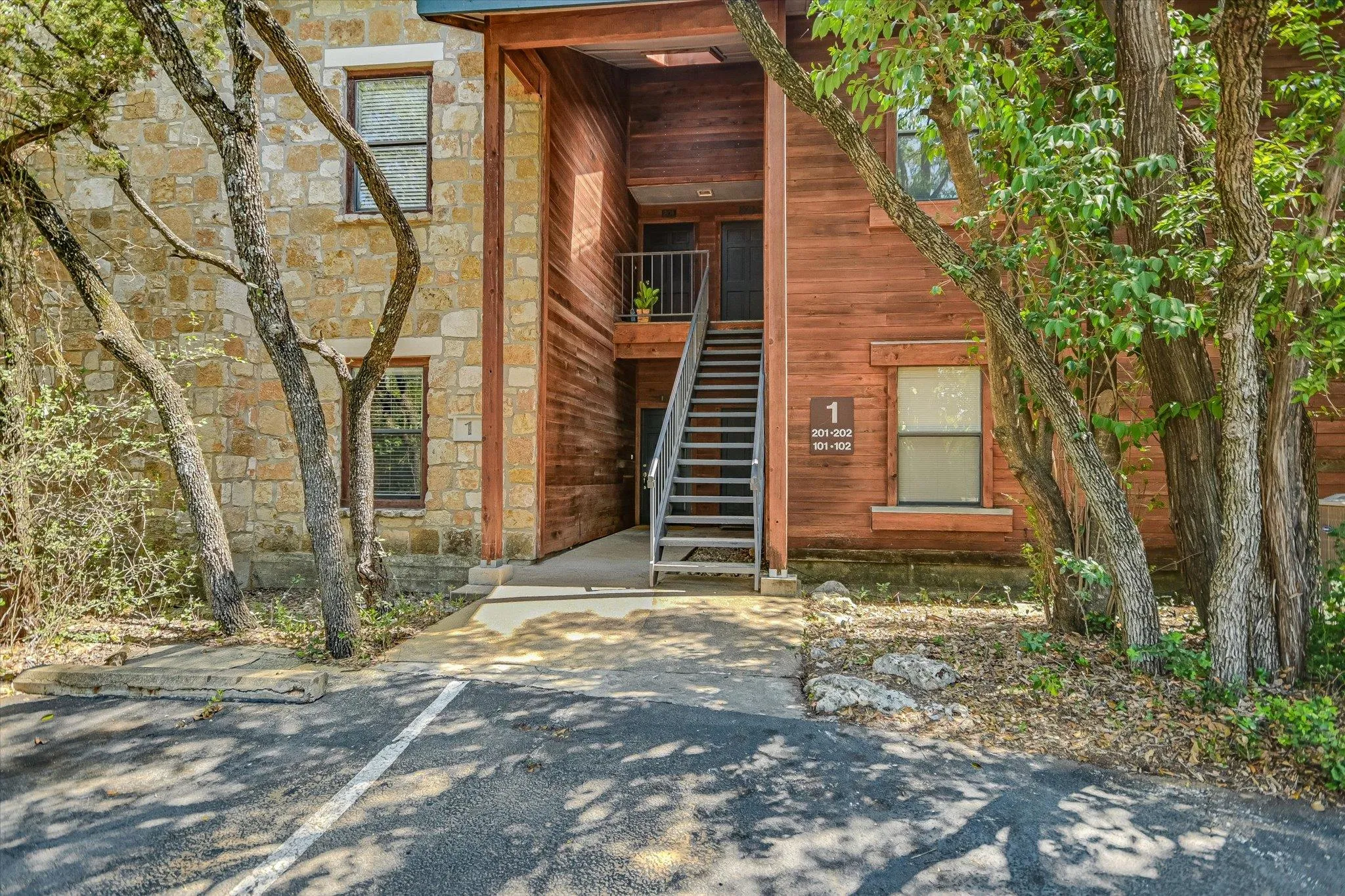 Photo of 4711 SPICEWOOD SPRINGS RD #A-101, Austin, TX, 78759