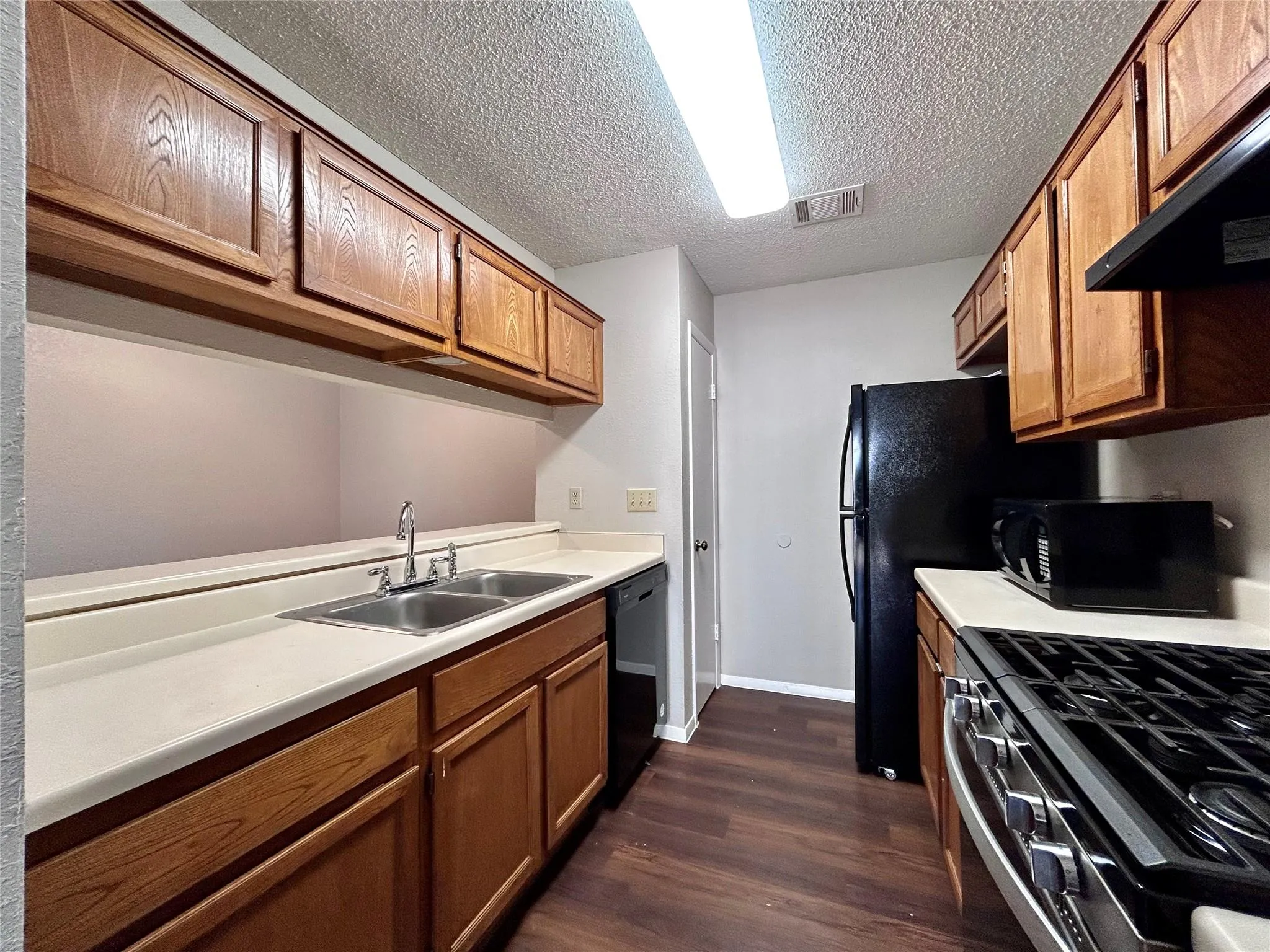 Photo 5 of 2112 CEDAR BEND DR