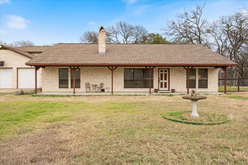 Photo of 5014 LITTLE VALLEY RD, Leander, TX, 78641