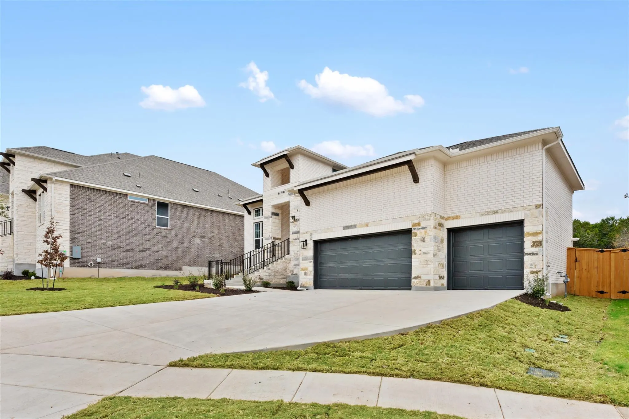 Photo 3 of 17225 ALTA MADERA LN