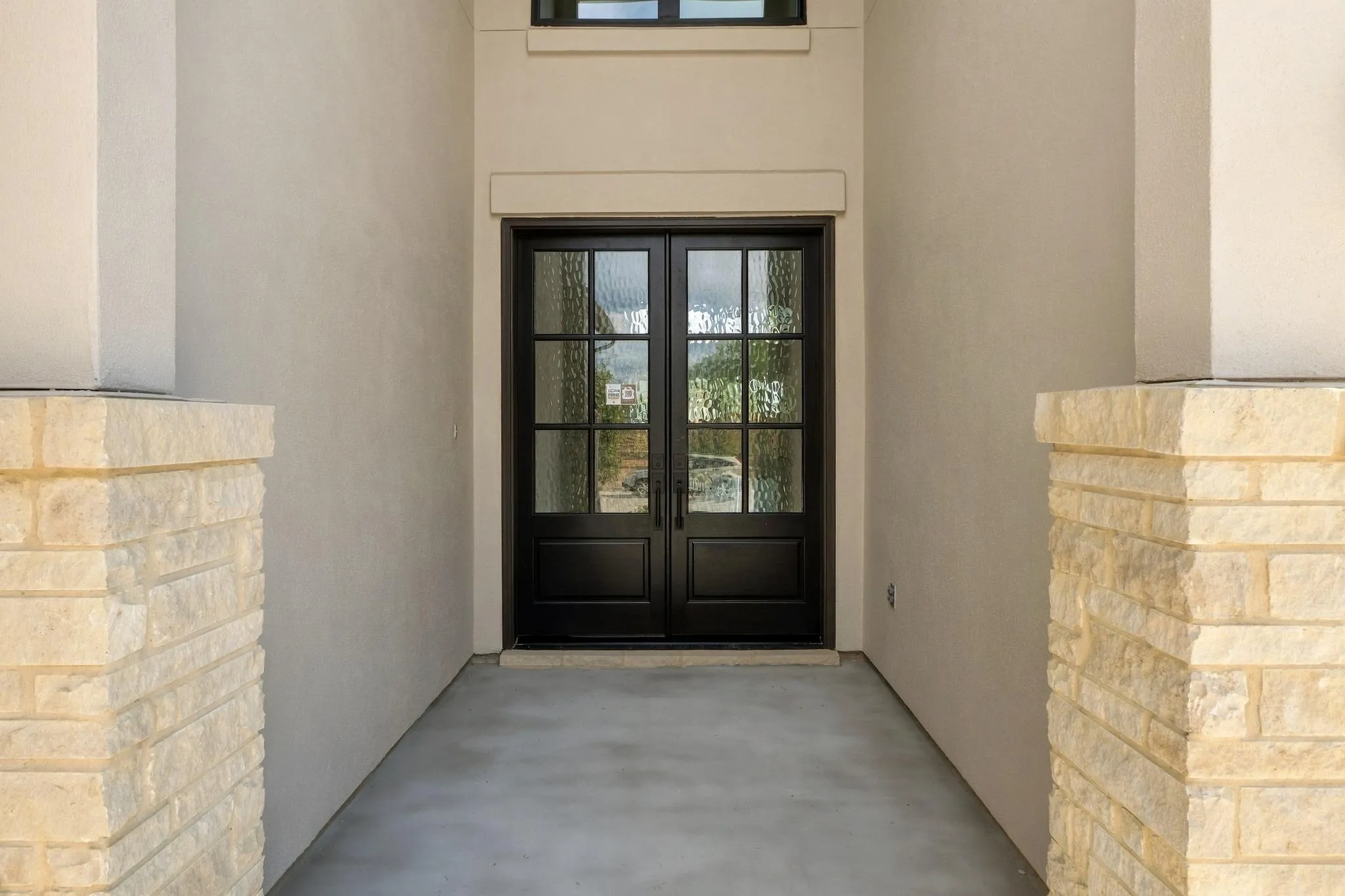 Photo 2 of 109 PACKHORSE LN