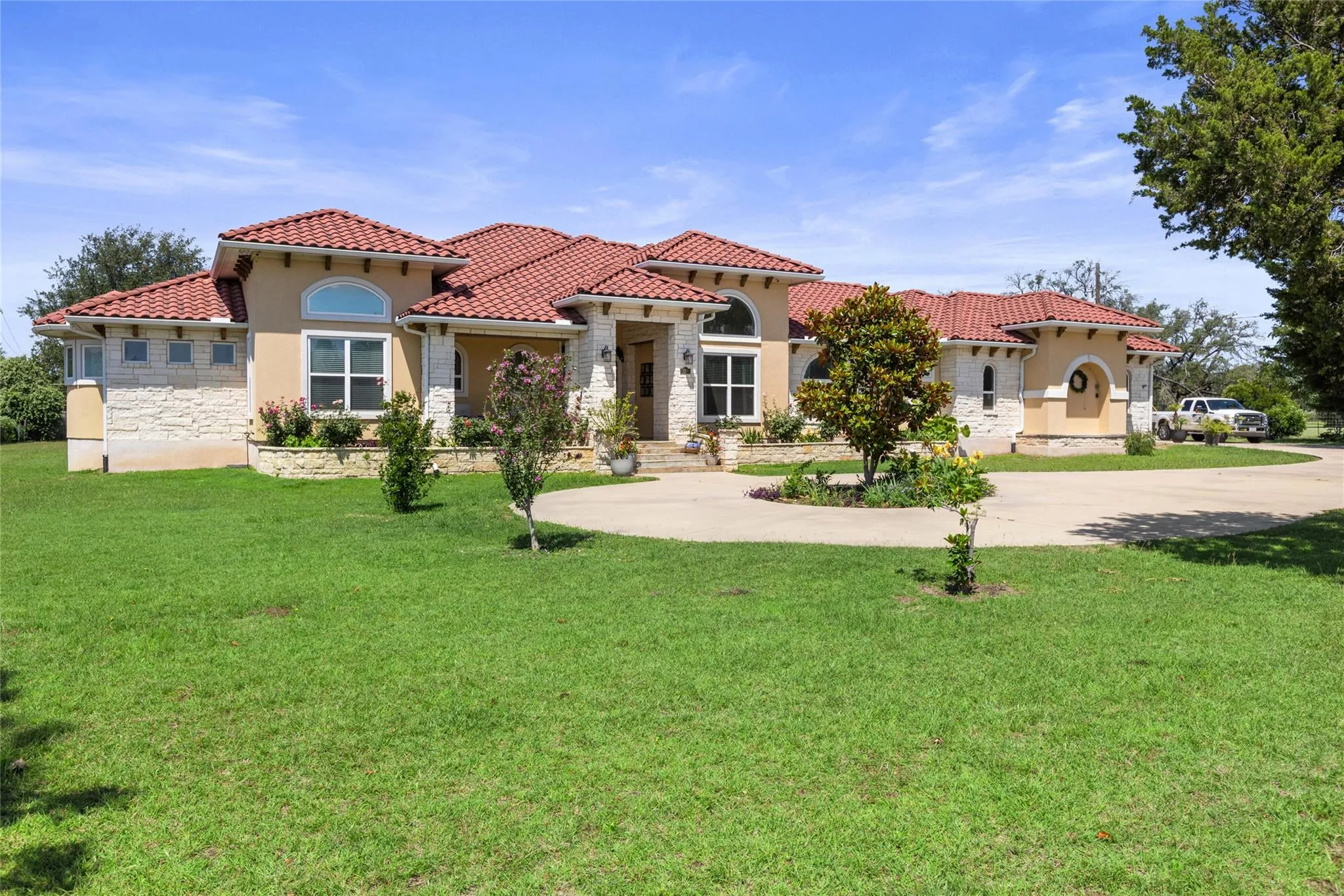 Photo of 129 LAKEWOOD TRL, Leander, TX, 78641