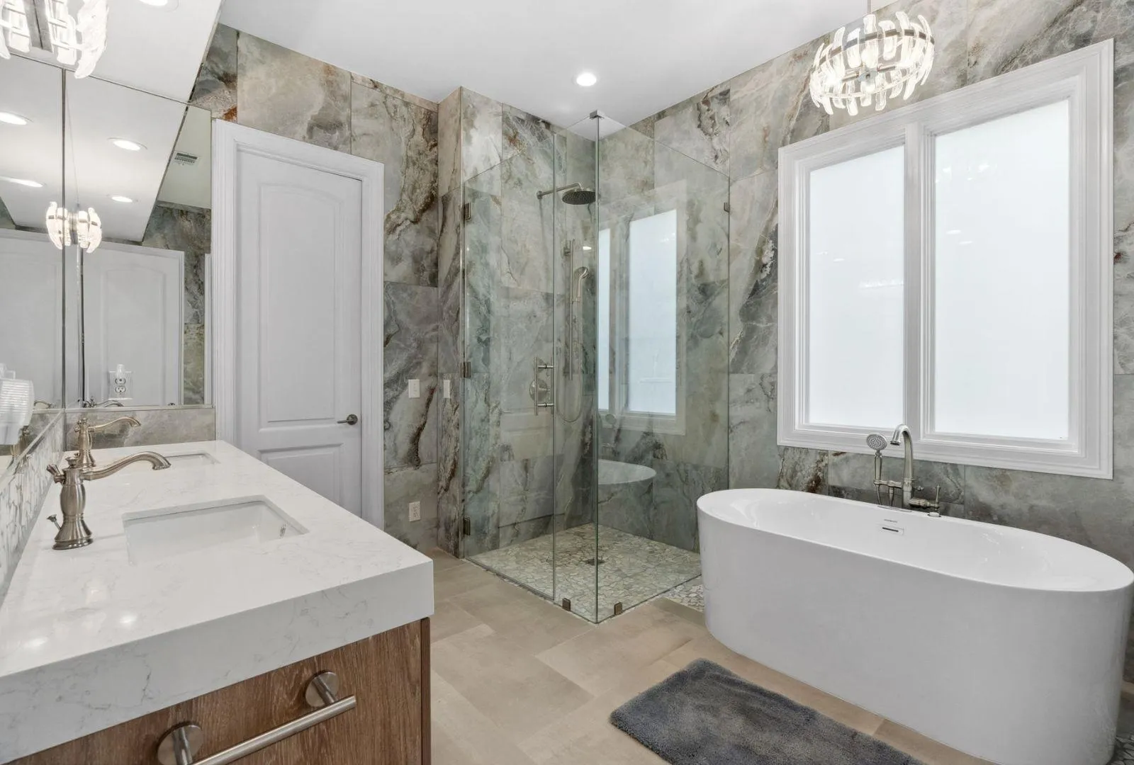 Photo 2 of 2305 BARTON CREEK BLVD #36