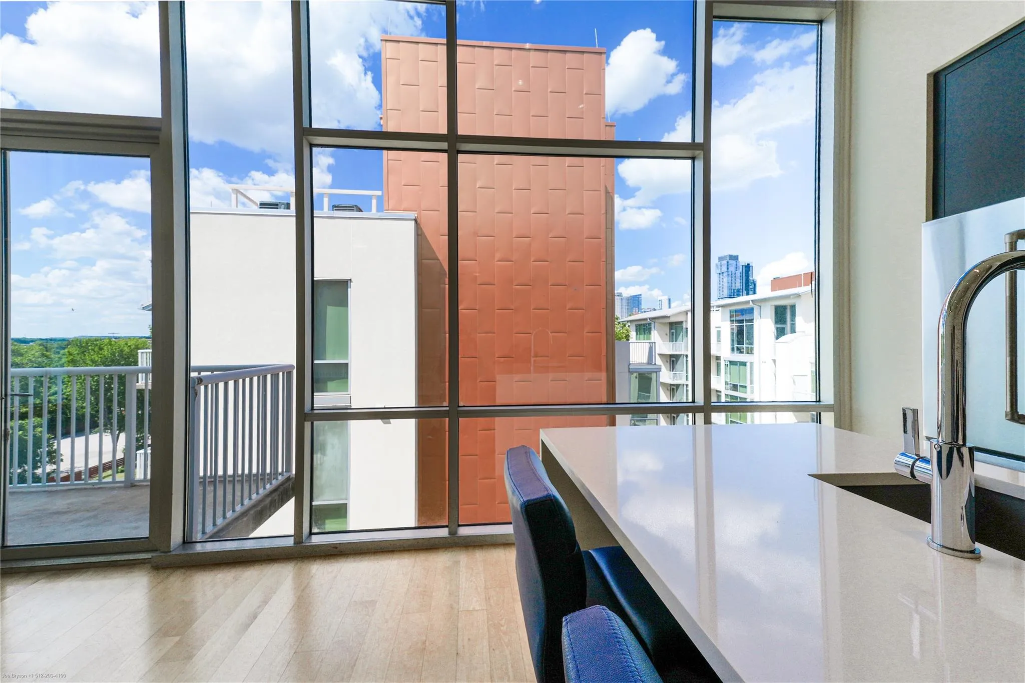 Photo 4 of 1600 BARTON SPRINGS RD #5601