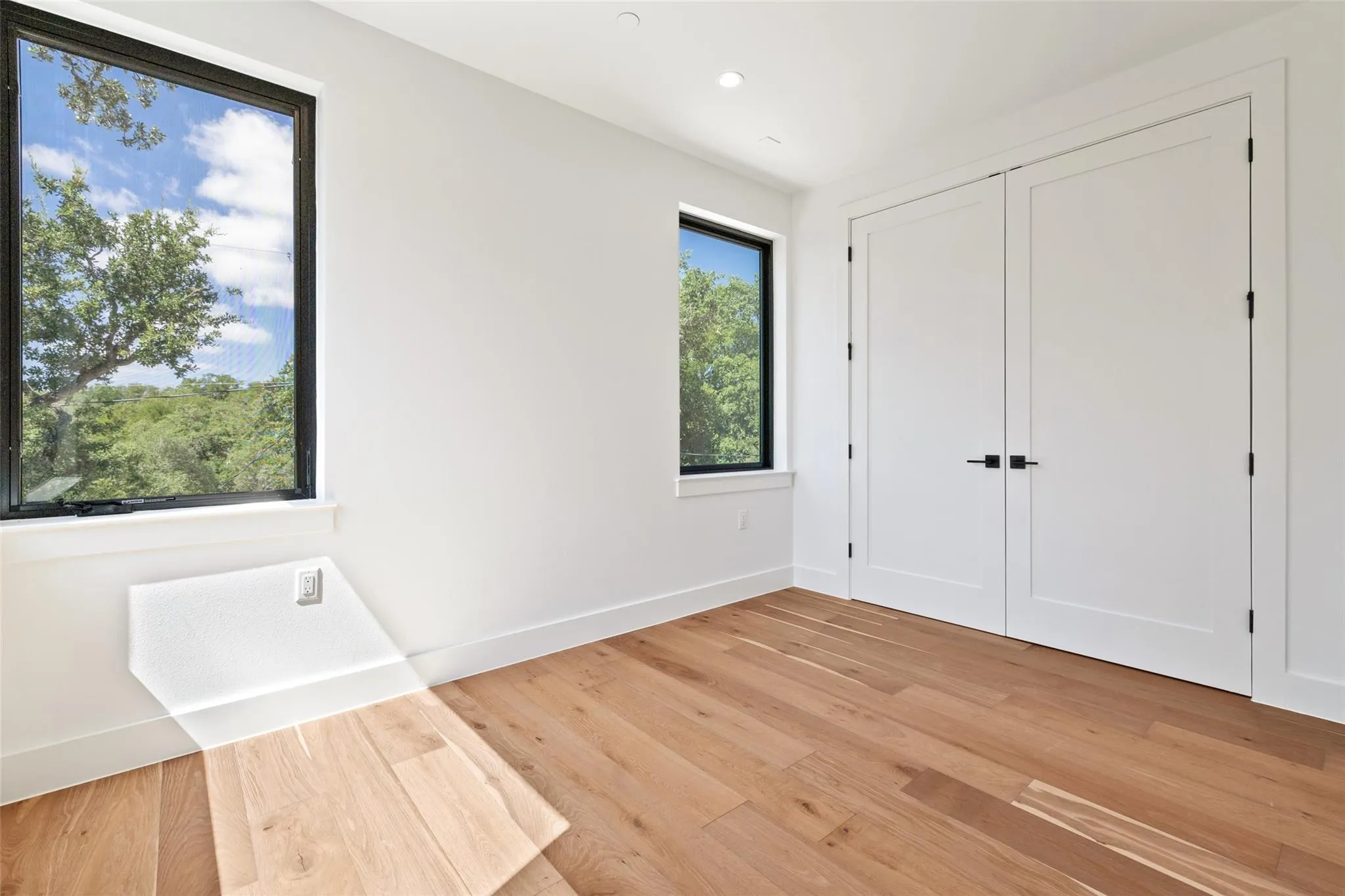Photo 5 of 3208 CLAWSON RD #4B