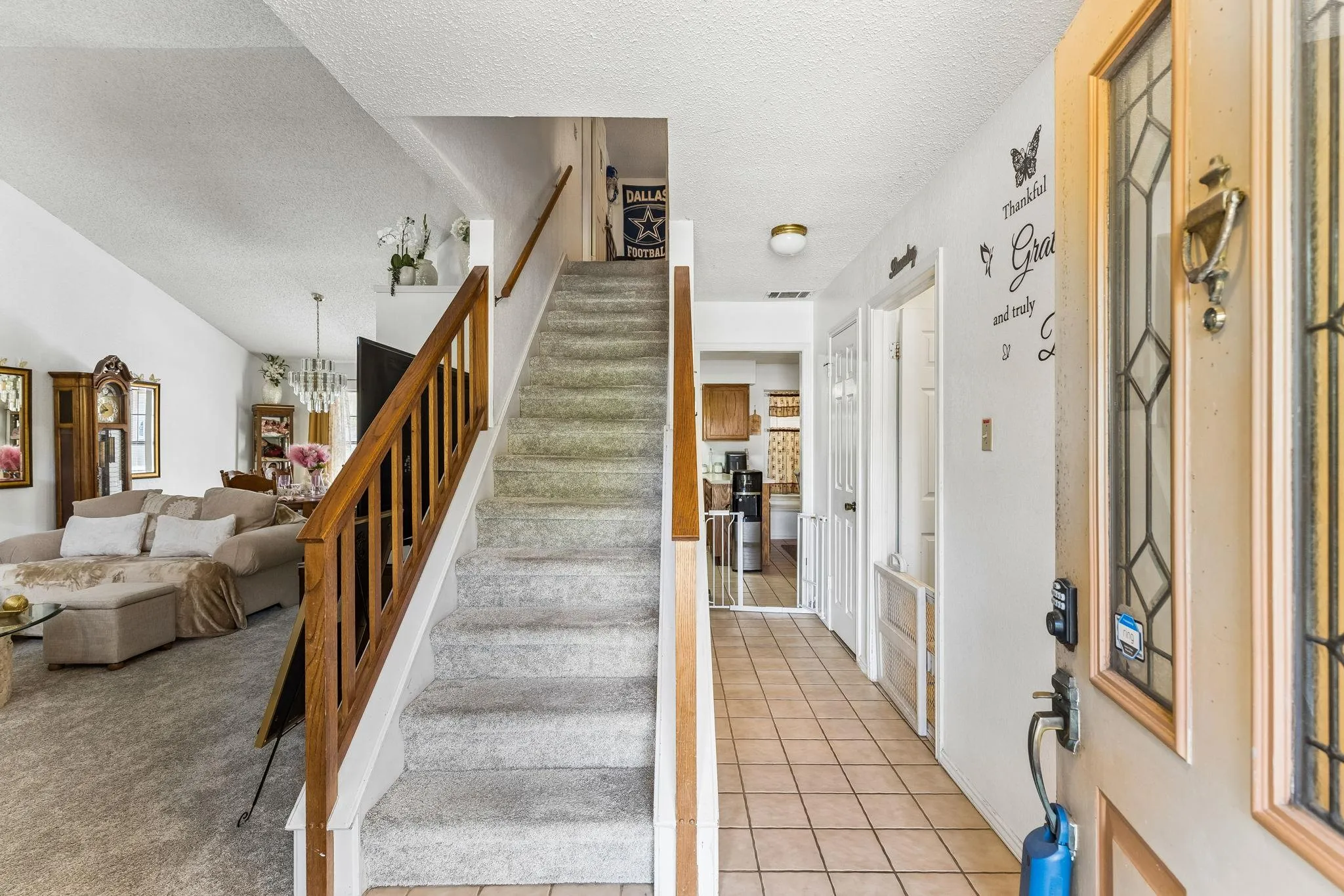 Photo 4 of 1809 GAYLORD DR