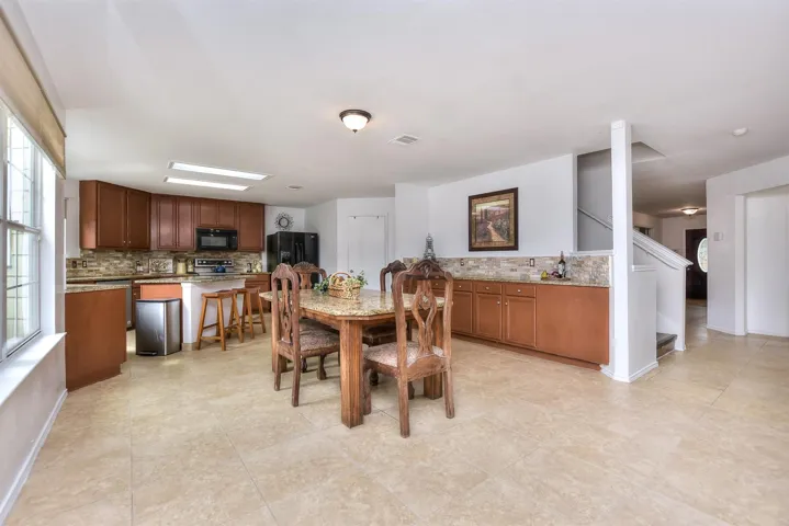 19921 San Chisolm Dr, Round Rock, Texas 78664
