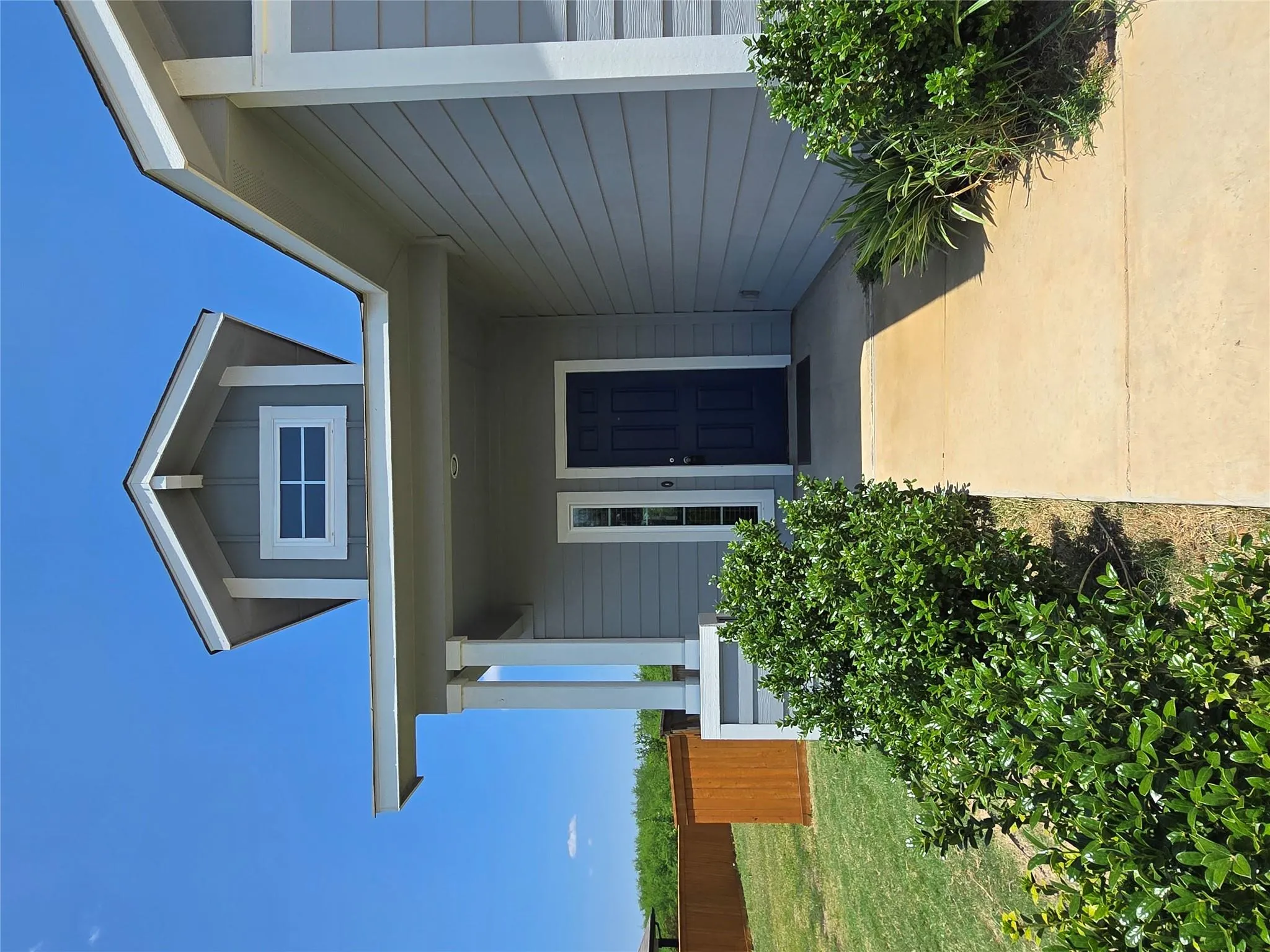 Photo 4 of 124 EDWARD R GAYTAN ST