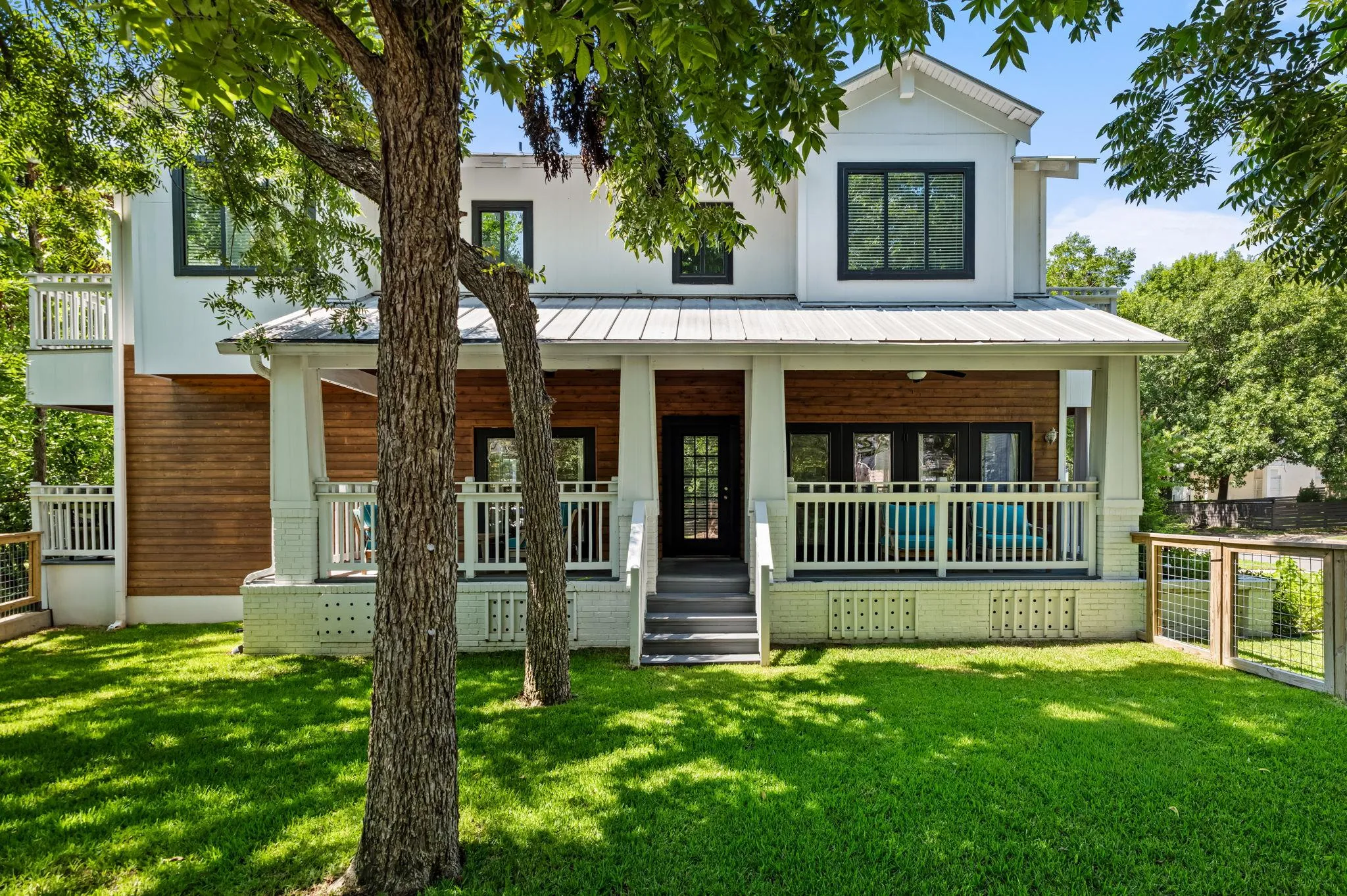 Photo of 2413 SHARON LN, Austin, TX, 78703