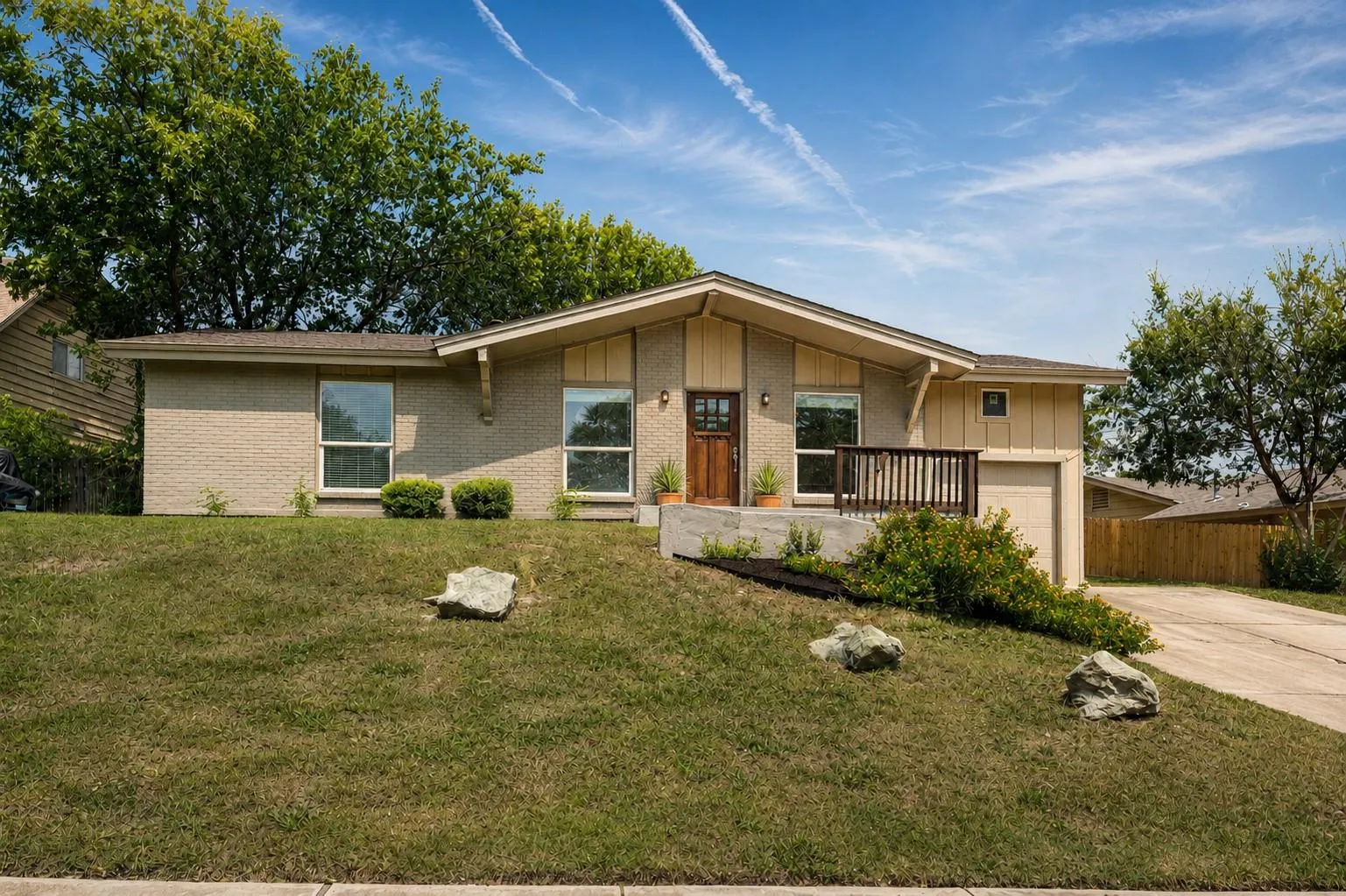 Photo of 2507 GLEN SPRINGS WAY, Austin, TX, 78741